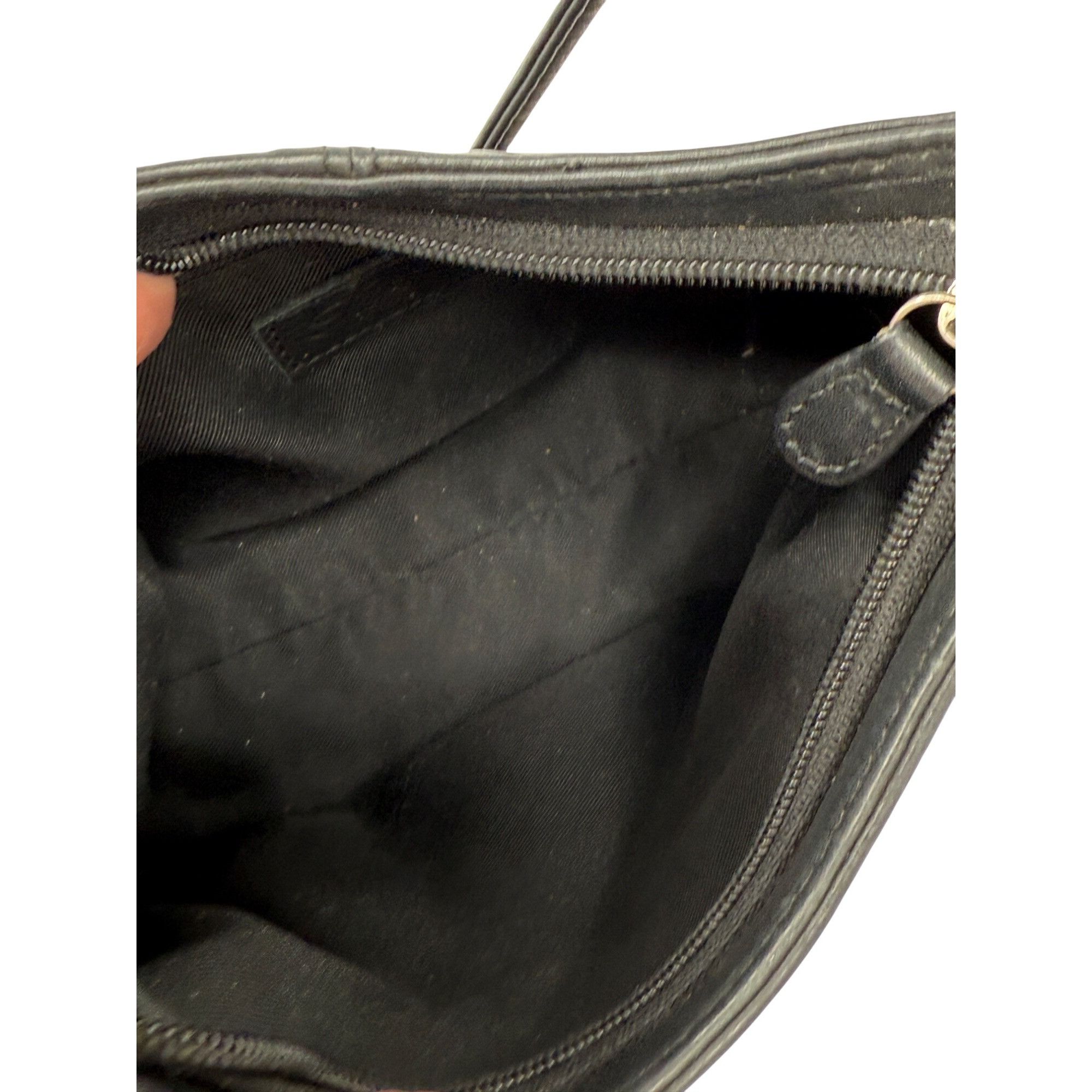 Fossil Vintage Fossil Black Leather Crossbody Bag With Key Charm Size ONE SIZE - 5 Thumbnail