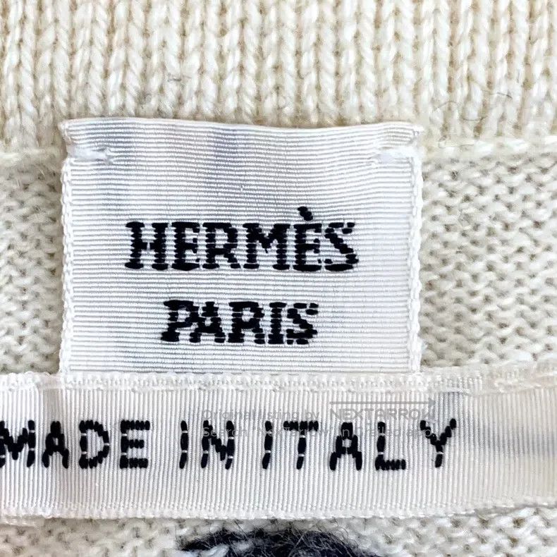 Hermes Hermes Beige Four-Leaf Clover Embroidered Cashmere Crewnec Size XXS / US 00 / IT 34 - 6 Thumbnail