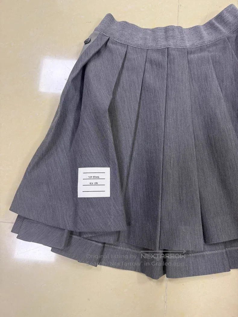 Thom Browne Thom Browne Grey Pleated Skirt Size 25" / US 0 / IT 36 - 2 Thumbnail