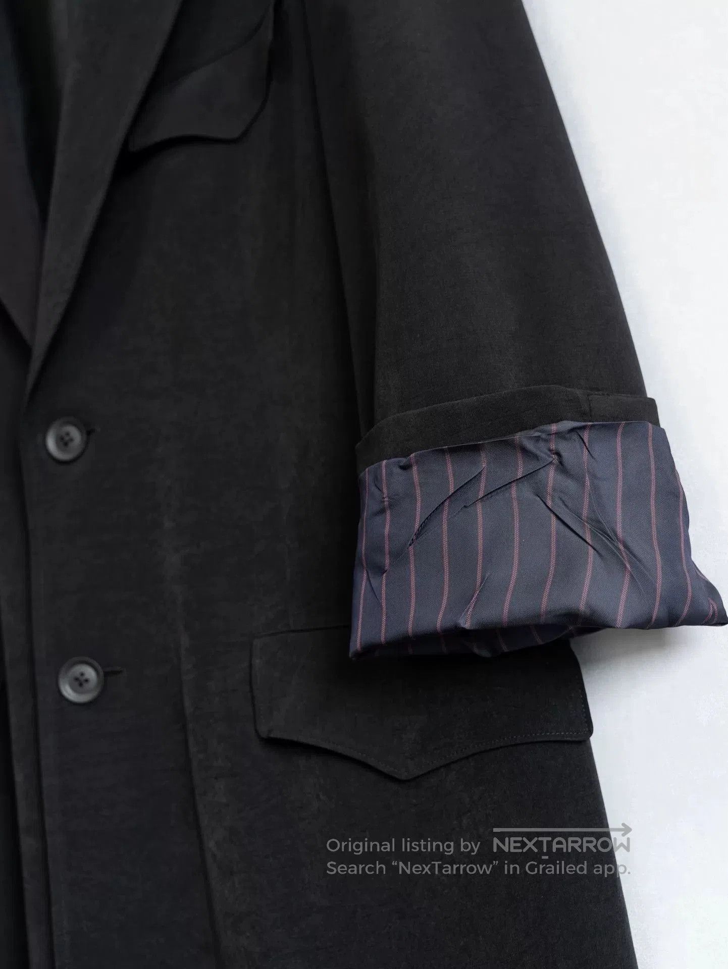 Yohji Yamamoto elegant black tailcoat with pleated design. Size M / US 6-8 / IT 42-44 - 8 Thumbnail