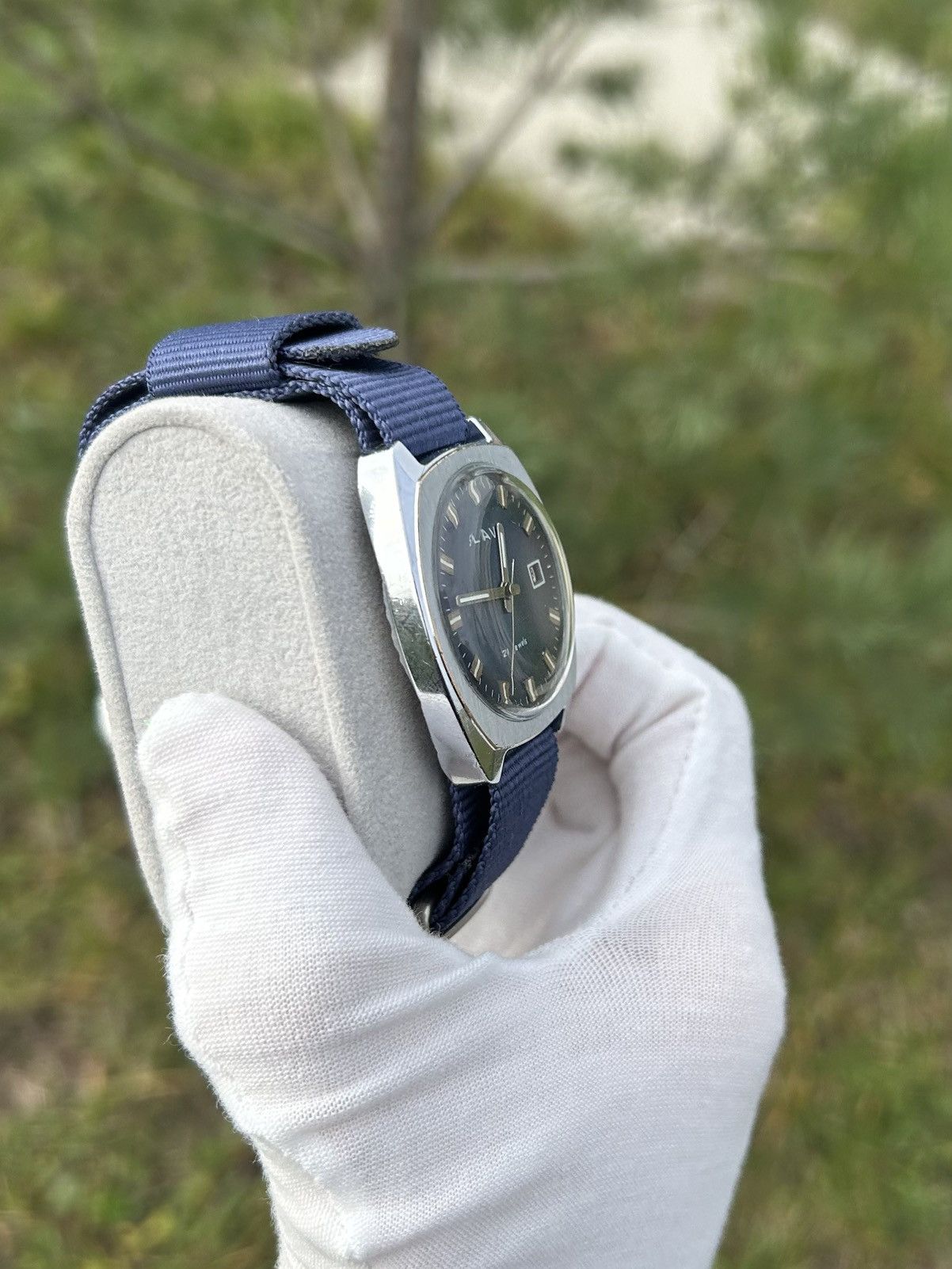Vintage Vintage Slava Watch USSR Soviet Mechanical Authentic 1980s Size ONE SIZE - 14 Thumbnail