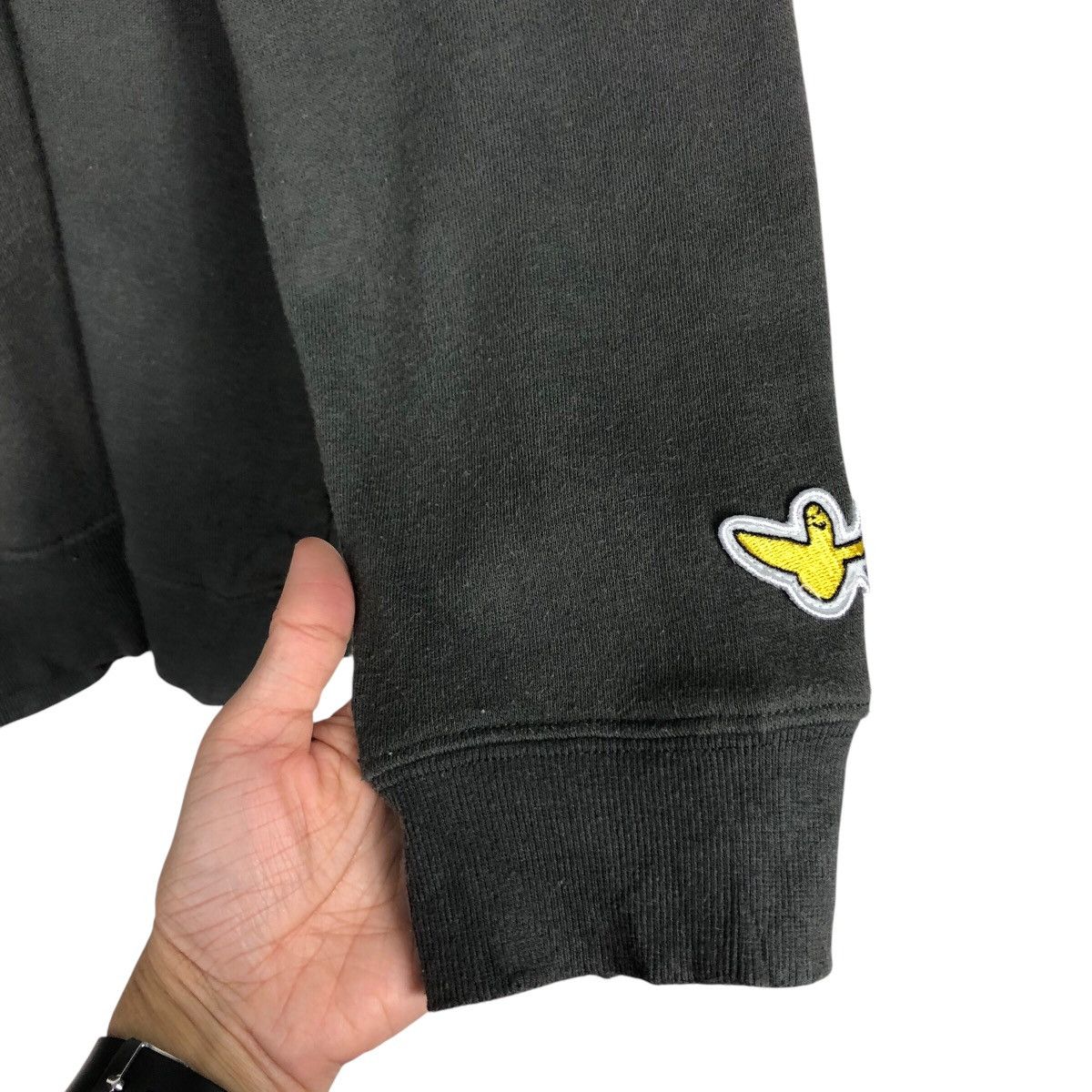 Japanese Brand × Vintage 📌Vintage Sweatshirt Roxy X Mark Gonzales Big Logo Design Size US M / EU 48-50 / 2 - 12 Thumbnail