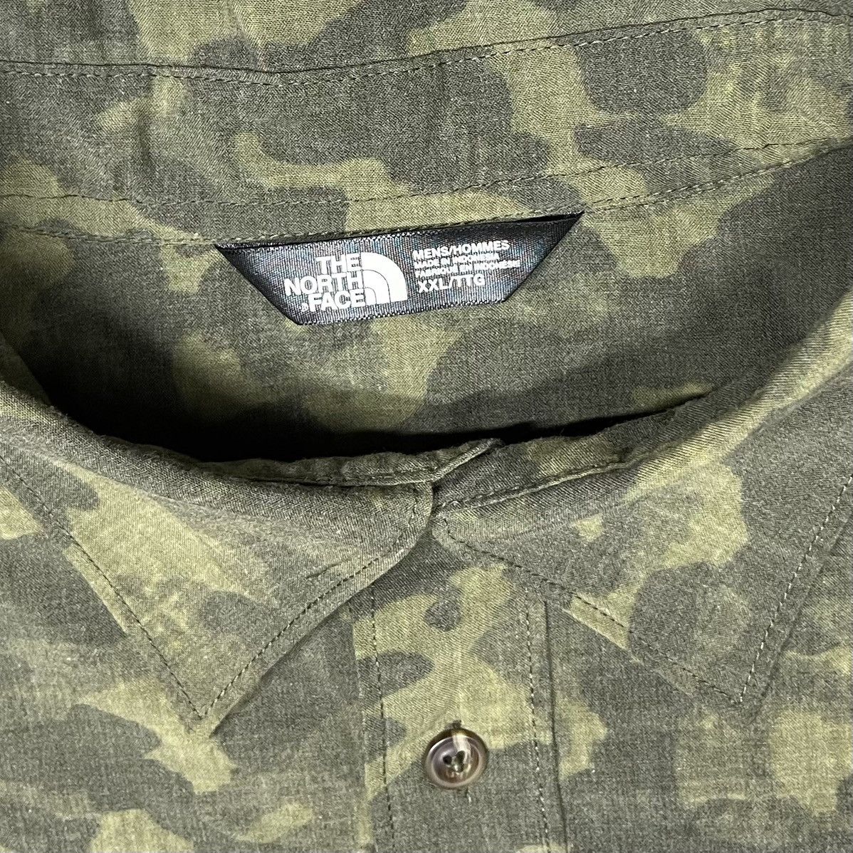 The North Face The North Face Camo Button Up Long Sleeve Shirt Size US XXL / EU 58 / 5 - 4 Thumbnail