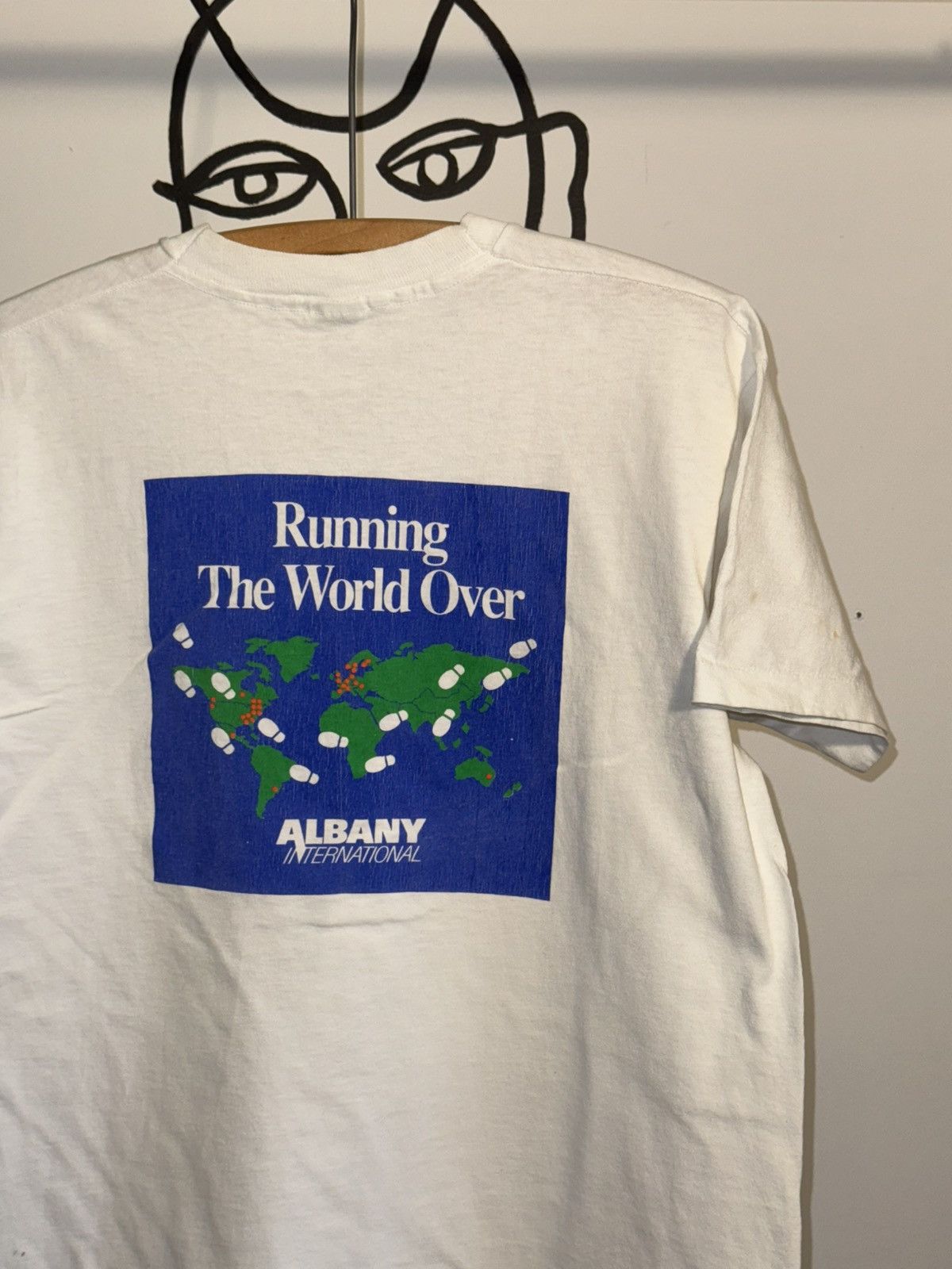 Fruit Of The Loom × Vintage Vintage 90s Albany International Running the World Over tee Size US L / EU 52-54 / 3 - 1 Thumbnail