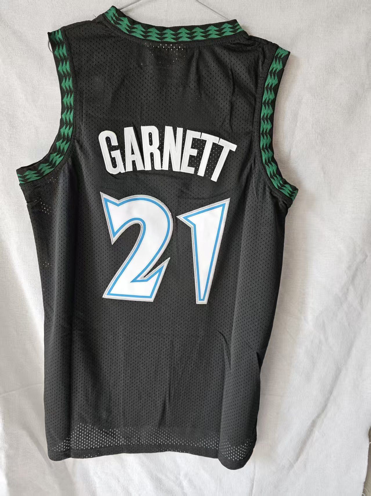 NBA Timberwolves 21 Garnett Jersey Stitched Black Size US M / EU 48-50 / 2 - 2 Thumbnail