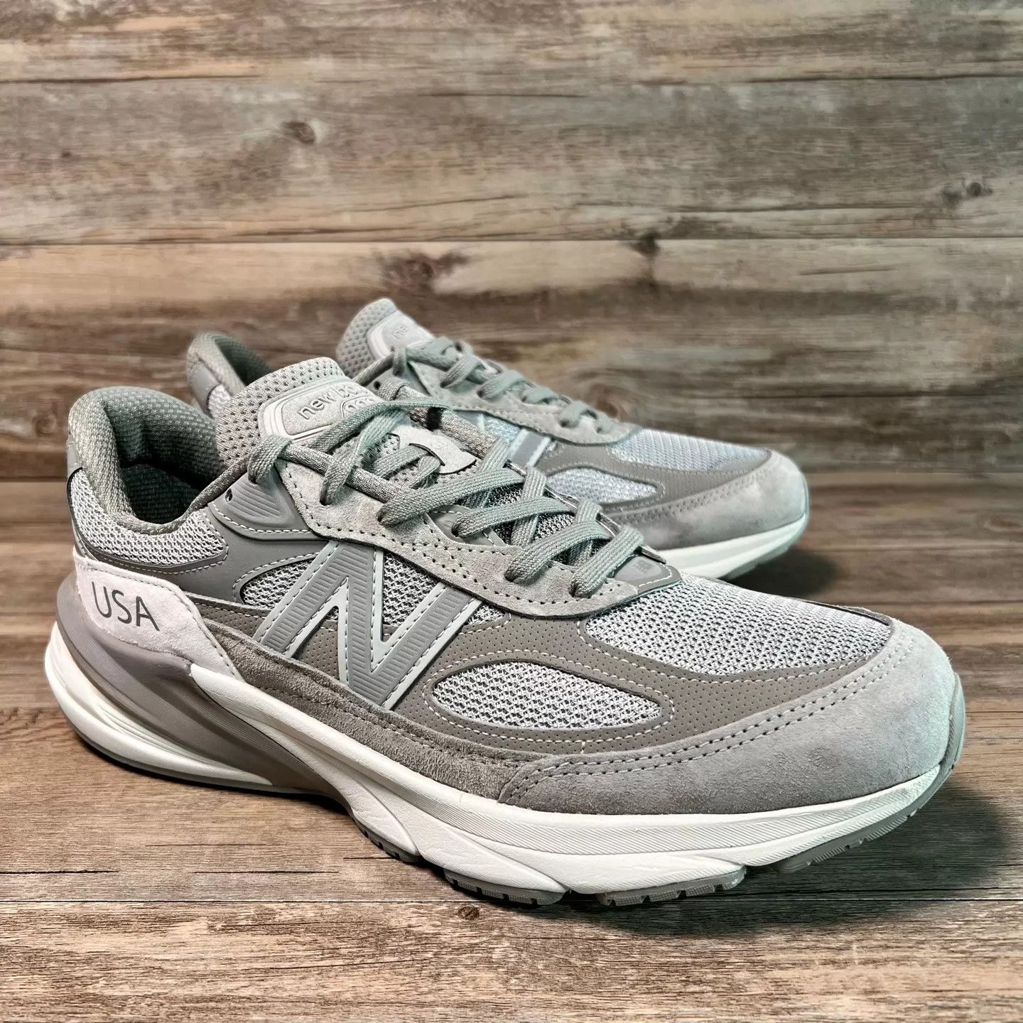 New Balance WTAPS x New Balance 990 V6 M990WT6 Gray US 44 99 new Size US 10 / EU 43 - 2 Thumbnail