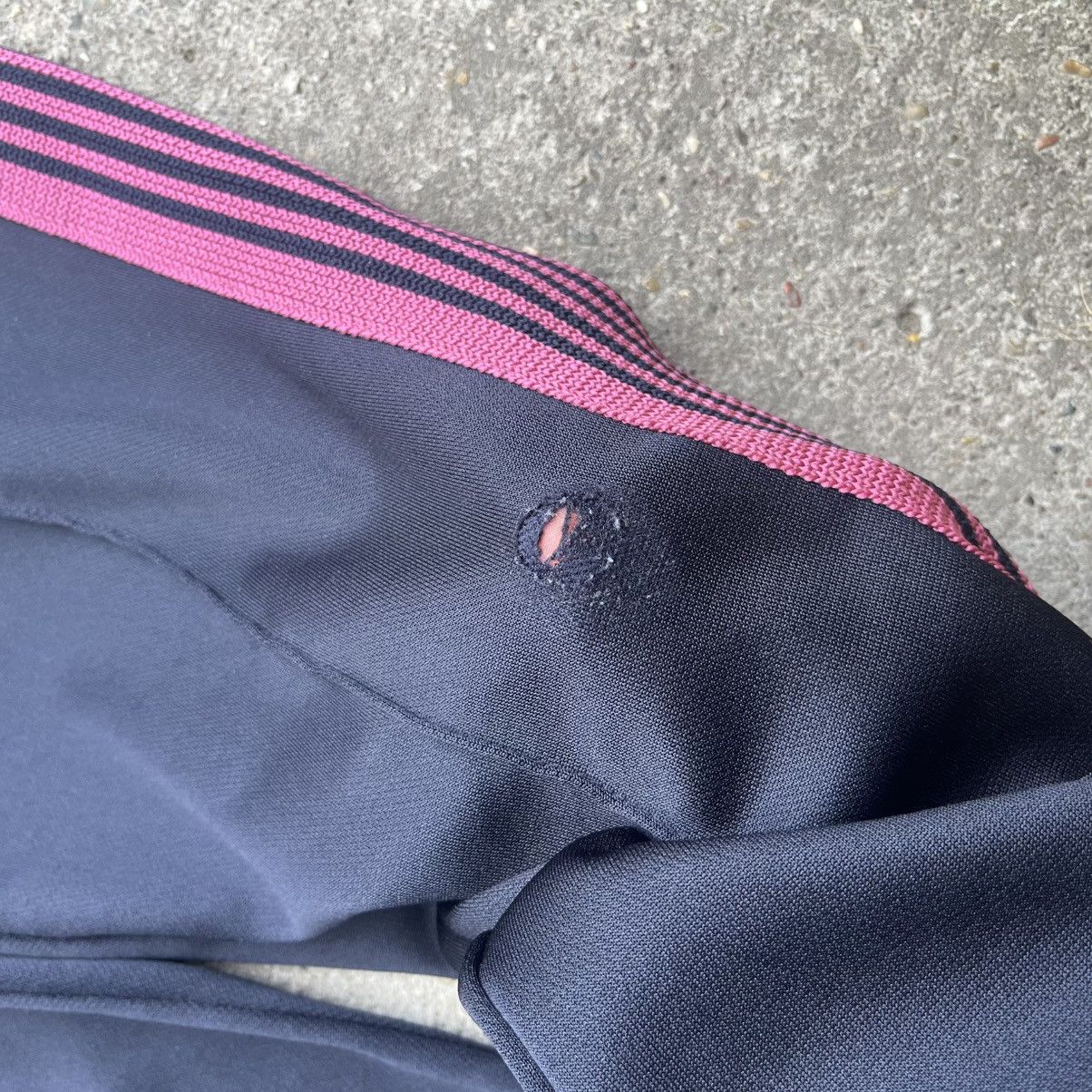 Needles Needles (M) navy/pink Narrow Sweatpants pants Japan archive Size US 30 / EU 46 - 4 Thumbnail