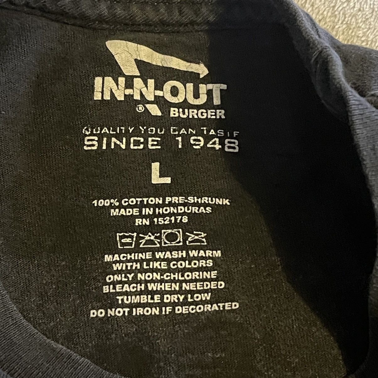 Other IN-N-Out Burger Shirt Men Large Black Graphic Workout Tee Size US L / EU 52-54 / 3 - 3 Thumbnail