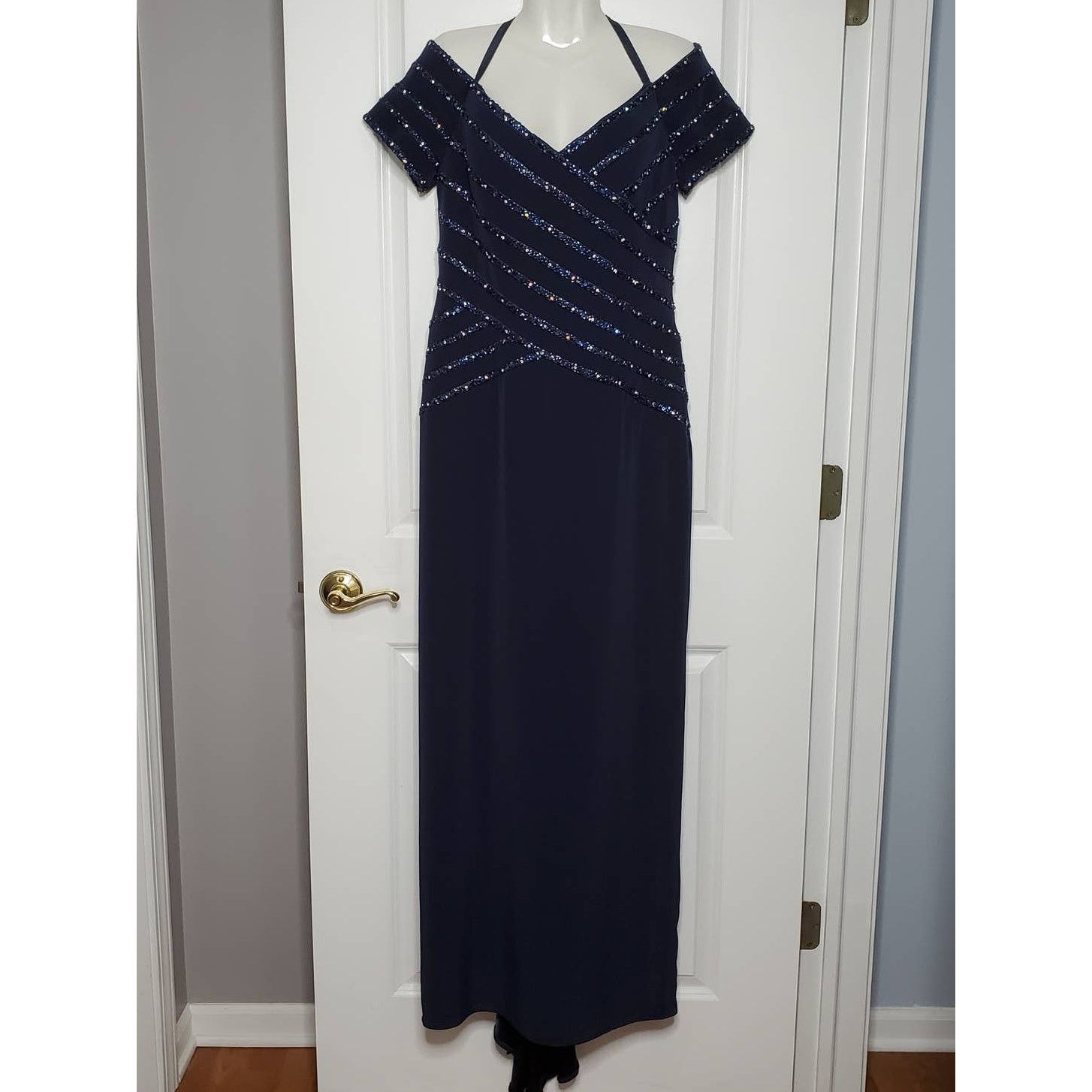 Designer Jovani Crystal Embellished Crisscross Formal Evening Gown 12 Size XL / US 12-14 / IT 48-50 - 11 Thumbnail