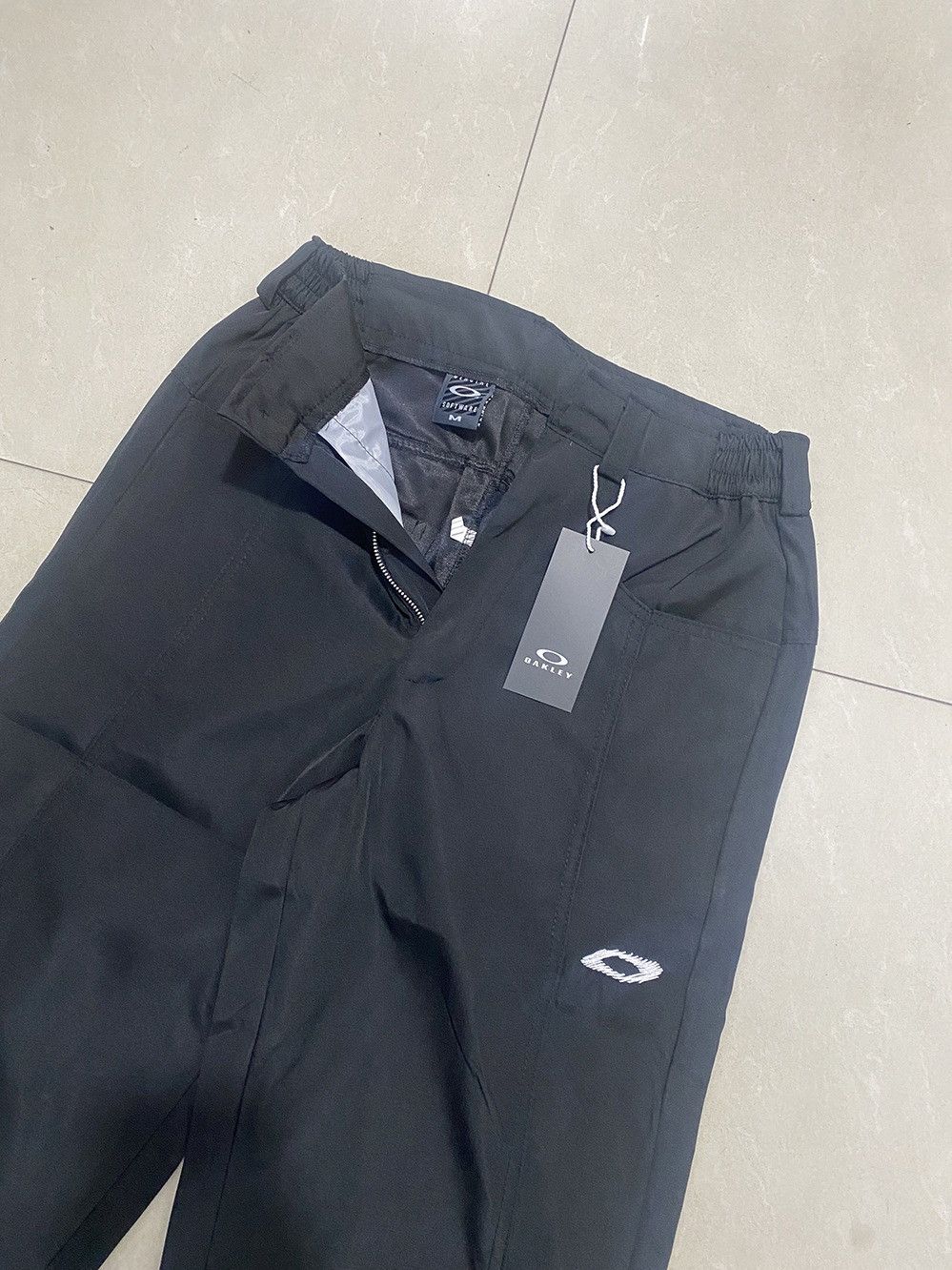 Oakley Oakley track pants Size US 33 - 2 Thumbnail