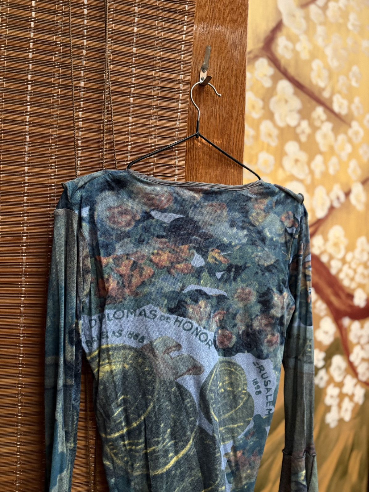 Vintage Y2K Mesh Flared Sleeve Money Coins Print V-Neck Ruffle Top Size L / US 10 / IT 46 - 4 Thumbnail