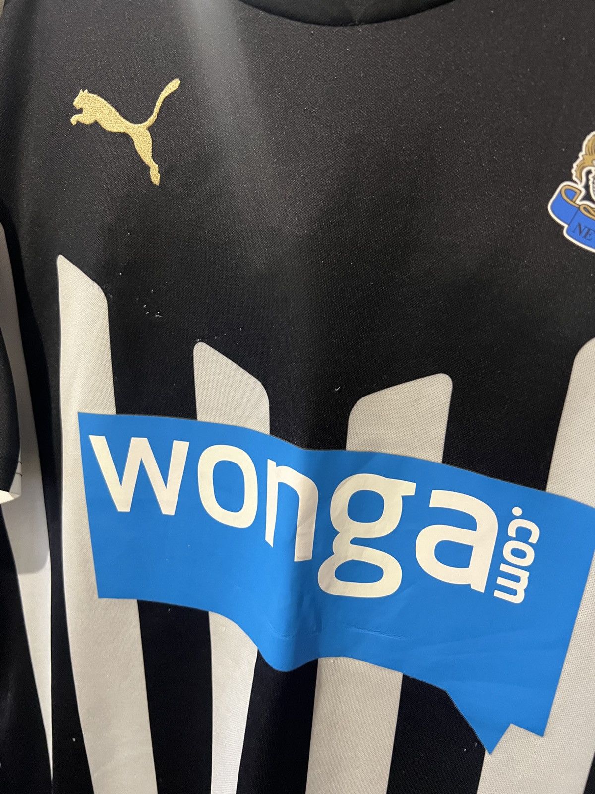 Puma × Vintage 2014/2015 PUMA NEWCASTLE UNITED FC HOME FOOTBALL SHIRT SZ S Size US S / EU 44-46 / 1 - 2 Thumbnail