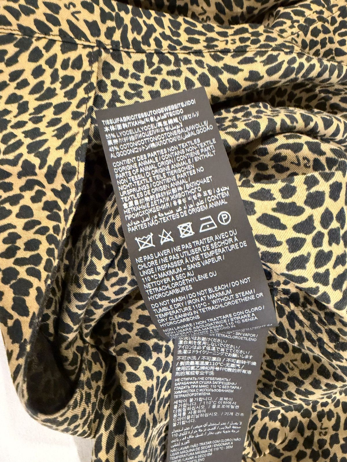 Saint Laurent Paris Saint Laurent men leopard print shirt.XXL. $890 Size US XXL / EU 58 / 5 - 2 Thumbnail