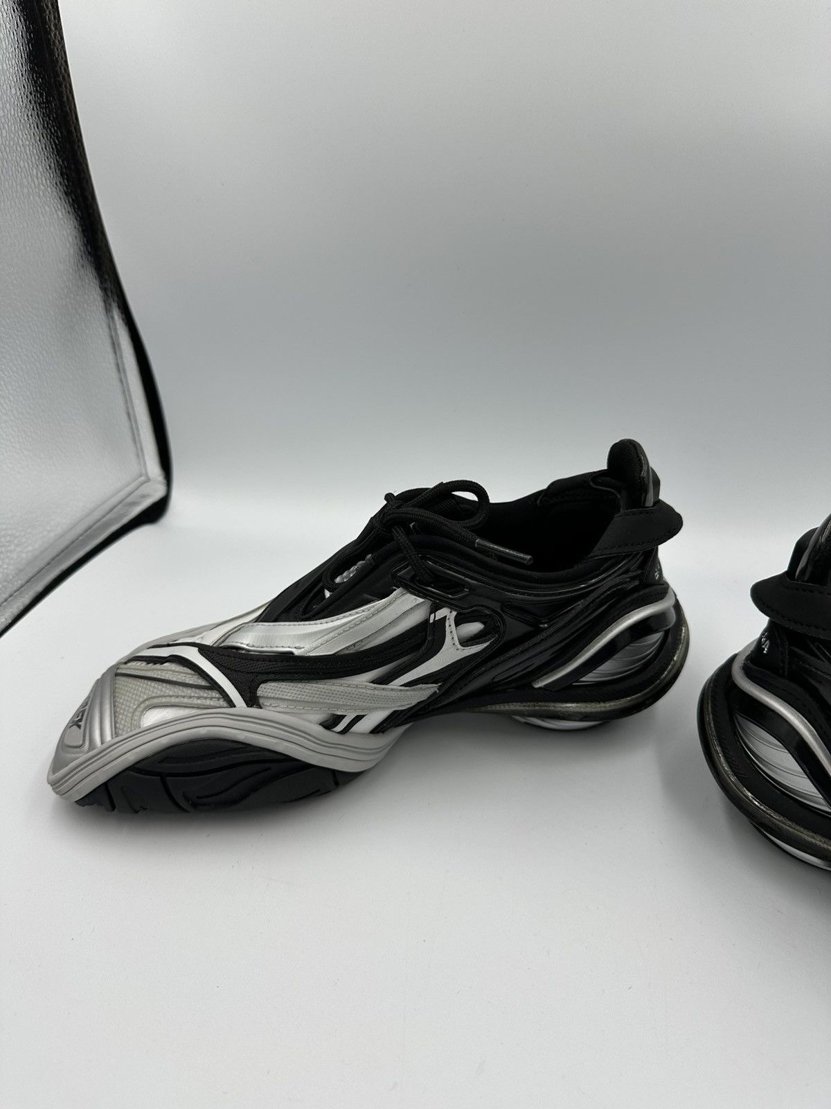 Balenciaga Balenciaga Pyrex Sneakers Size US 6 / EU 39 - 6 Thumbnail