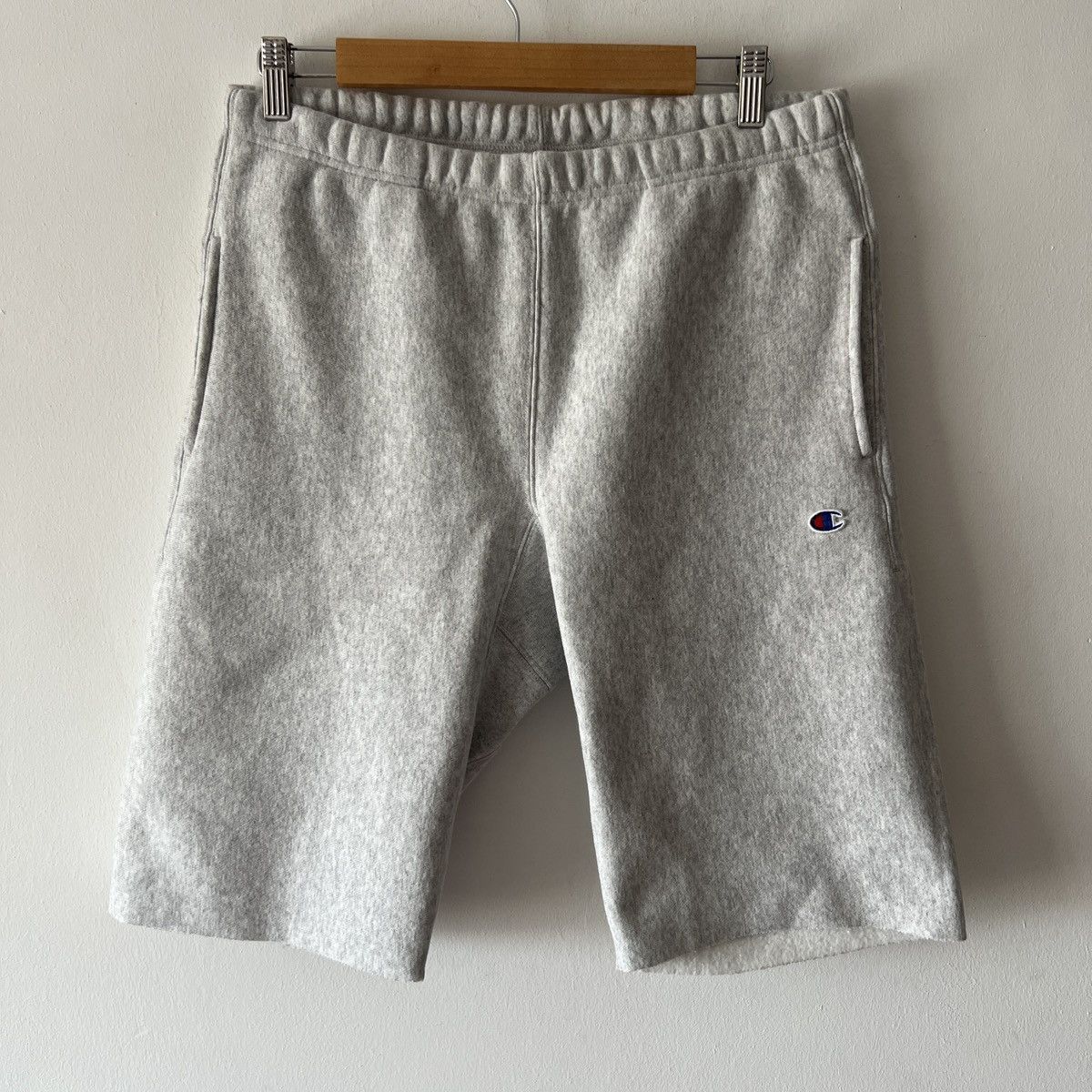 Champion 🔥 Champion Reverse Weave Grey Shorts Size US 32 / EU 48 - 1 Thumbnail