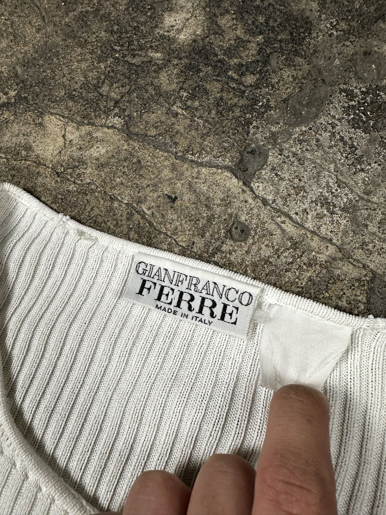 Gianfranco Ferre × Vintage Vintage Gianfranco Ferre Cable Cotton Knit Sweater Size L / US 10 / IT 46 - 5 Thumbnail