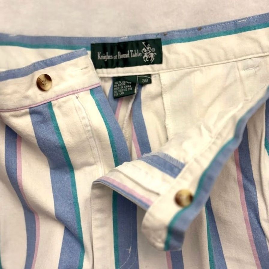 Vintage VINTAGE Knights of The Round Table Chino Shorts White Pleated Striped 38 Men Regular Cotton 90s Preppy Casual Travel Mens Size US 38 / EU 54 - 7 Thumbnail