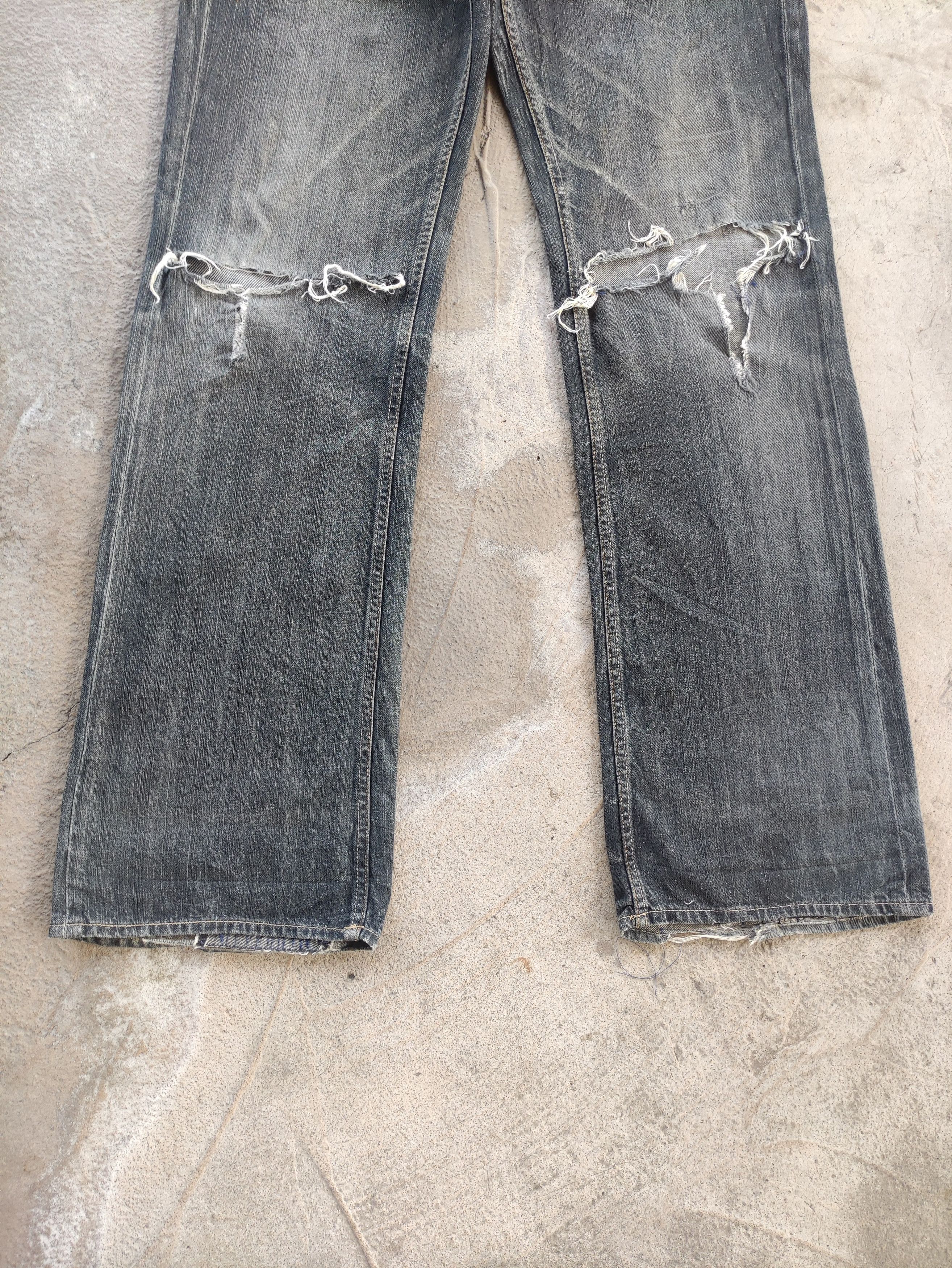 Japanese Brand Vintage Japanese Flare Jean Distressed Fader Denim Size US 34 / EU 50 - 4 Thumbnail