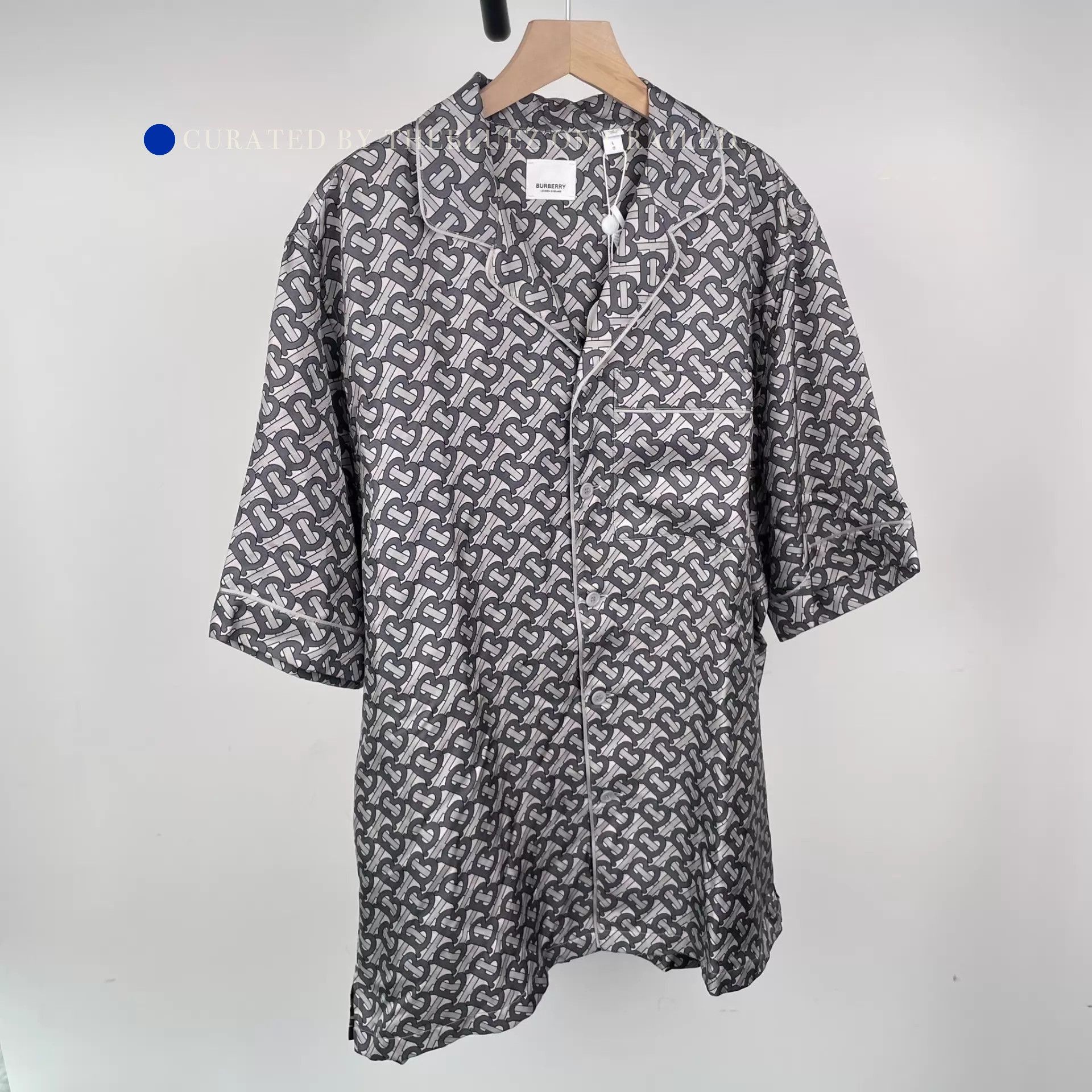 Burberry Elegant Gray Silk Short Sleeve Shirt Size US L / EU 52-54 / 3 - 1 Thumbnail