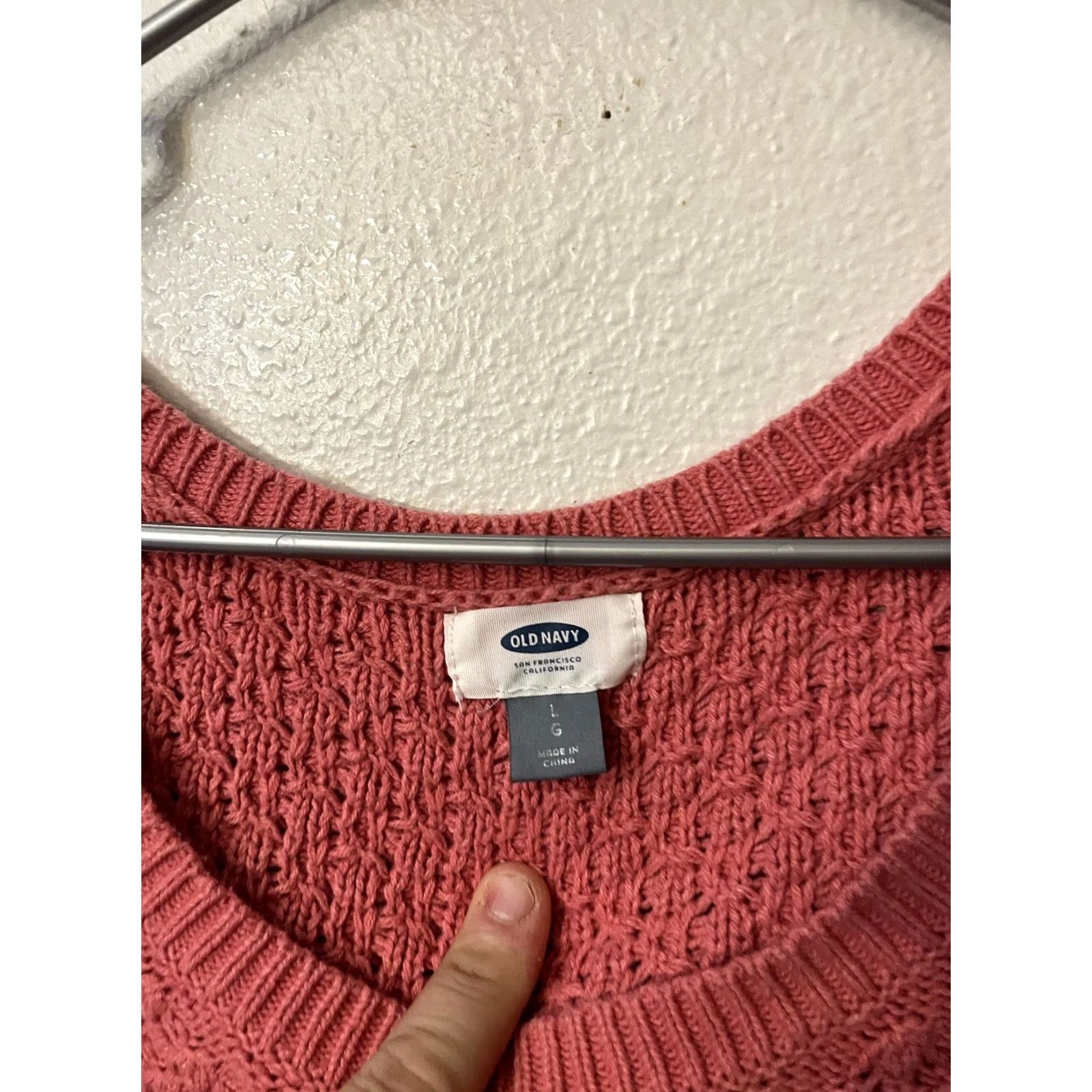Old Navy Old Navy Sweater Size Large Pink Crochet Knitted Women Size L / US 10 / IT 46 - 3 Thumbnail
