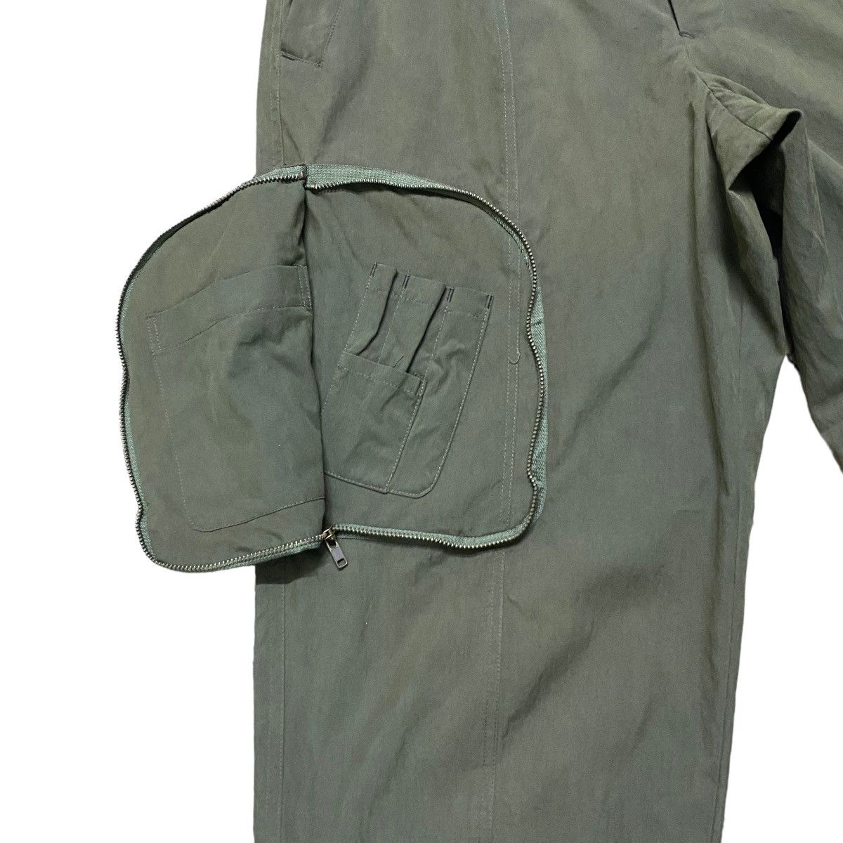 Issey Miyake Issey Miyake 3D Nylon Cargo Pants Size US 30 / EU 46 - 5 Thumbnail