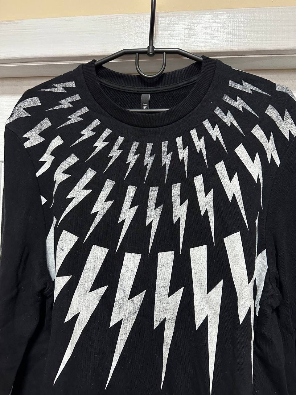 Neil Barrett Contrasting Printed FAIR-ISLE THUNDERBOLT Crew-Neck Sweatshi Size US M / EU 48-50 / 2 - 4 Thumbnail