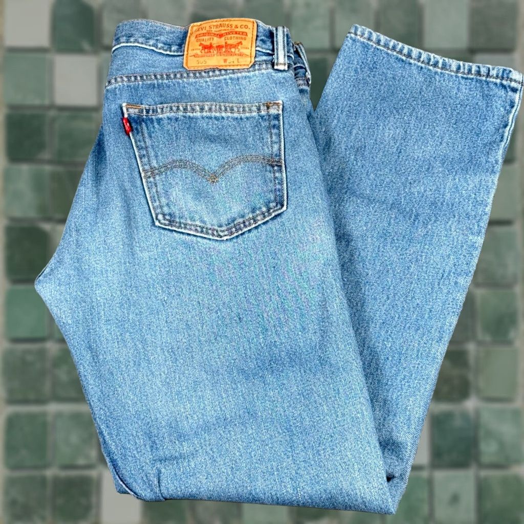 Levi's Levi's 505 Regular Fit Straight Jeans 34x34 Blue Denim Mens Jeans Straight Leg 34 Inseam Regular Fit Vintage No Size US 34 / EU 50 - 1 Thumbnail