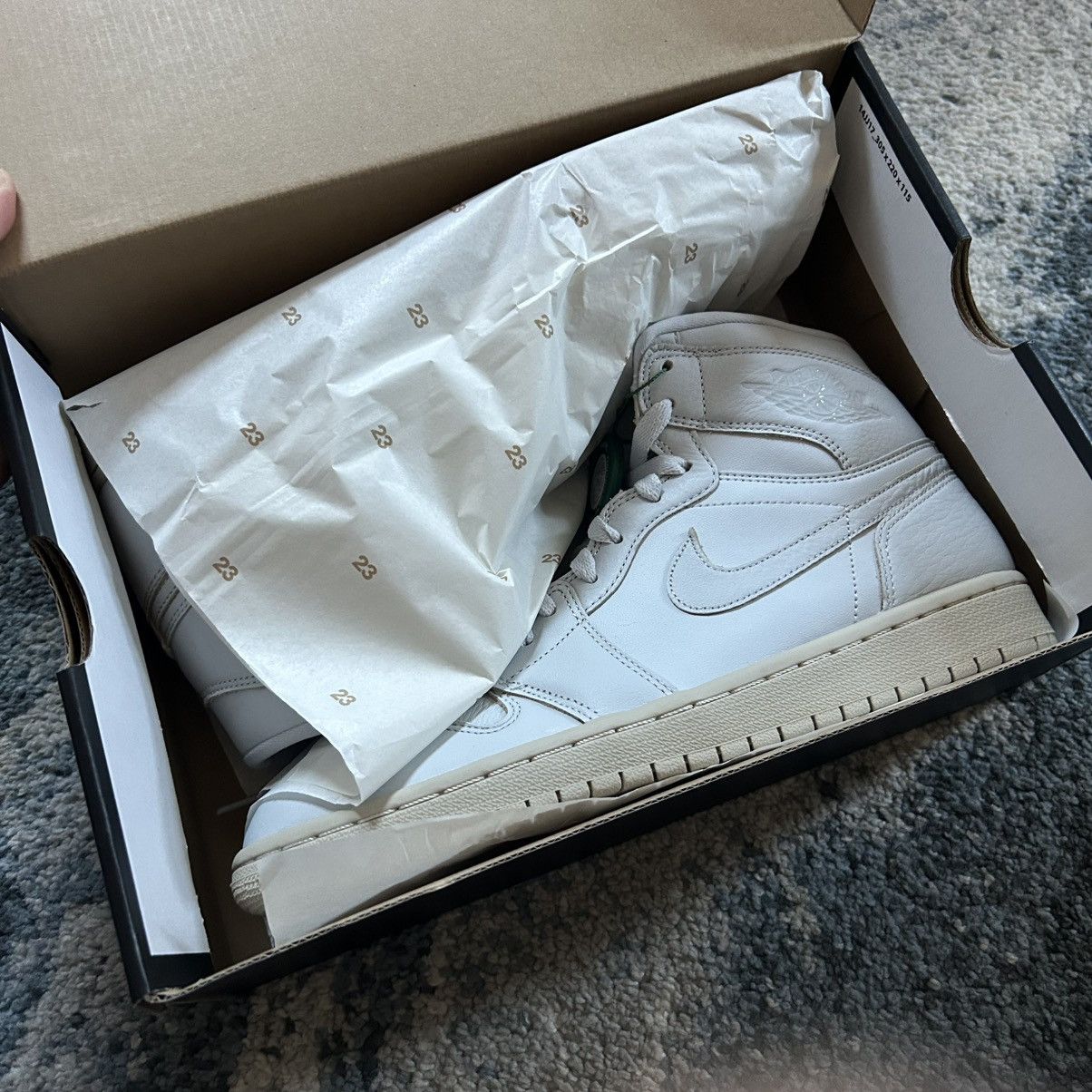 Jordan Brand AA3993-030 2018 AJ1 HiGH PREMiUM PURE PLATiNUM DESERT SAND Size US 9 / EU 42 - 15 Thumbnail