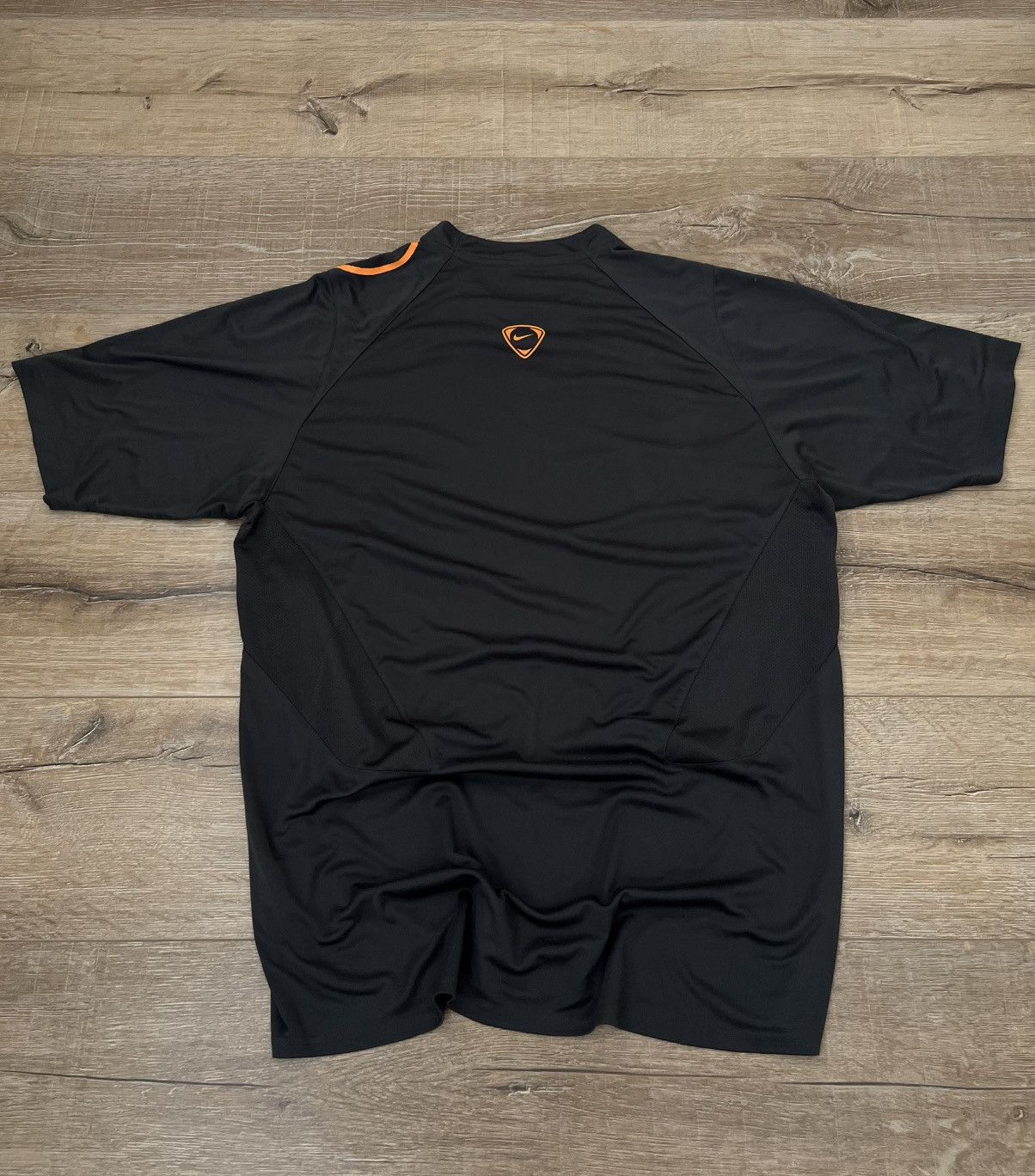 Nike VINTAGE NIKE TN TOTAL 90 Y2K T-SHIRT Size US L / EU 52-54 / 3 - 10 Thumbnail