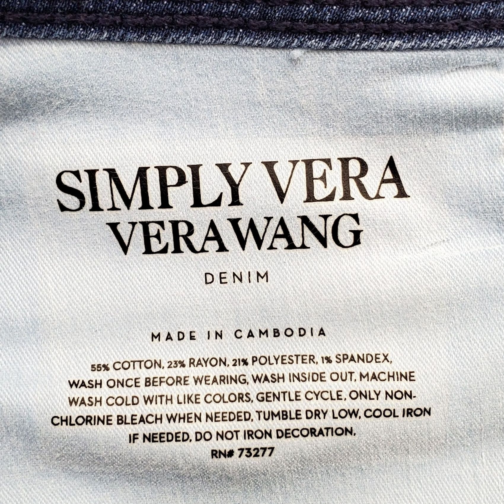 Vintage Simply Vera Vera Wang Jeans Womens 14 Blue Denim Stretch Skinny Leg 5-Pocket Regular Size 14 Womens Pants Denim Blue 27.25 Inseam Size 36" / US 14 / IT 50 - 8 Thumbnail