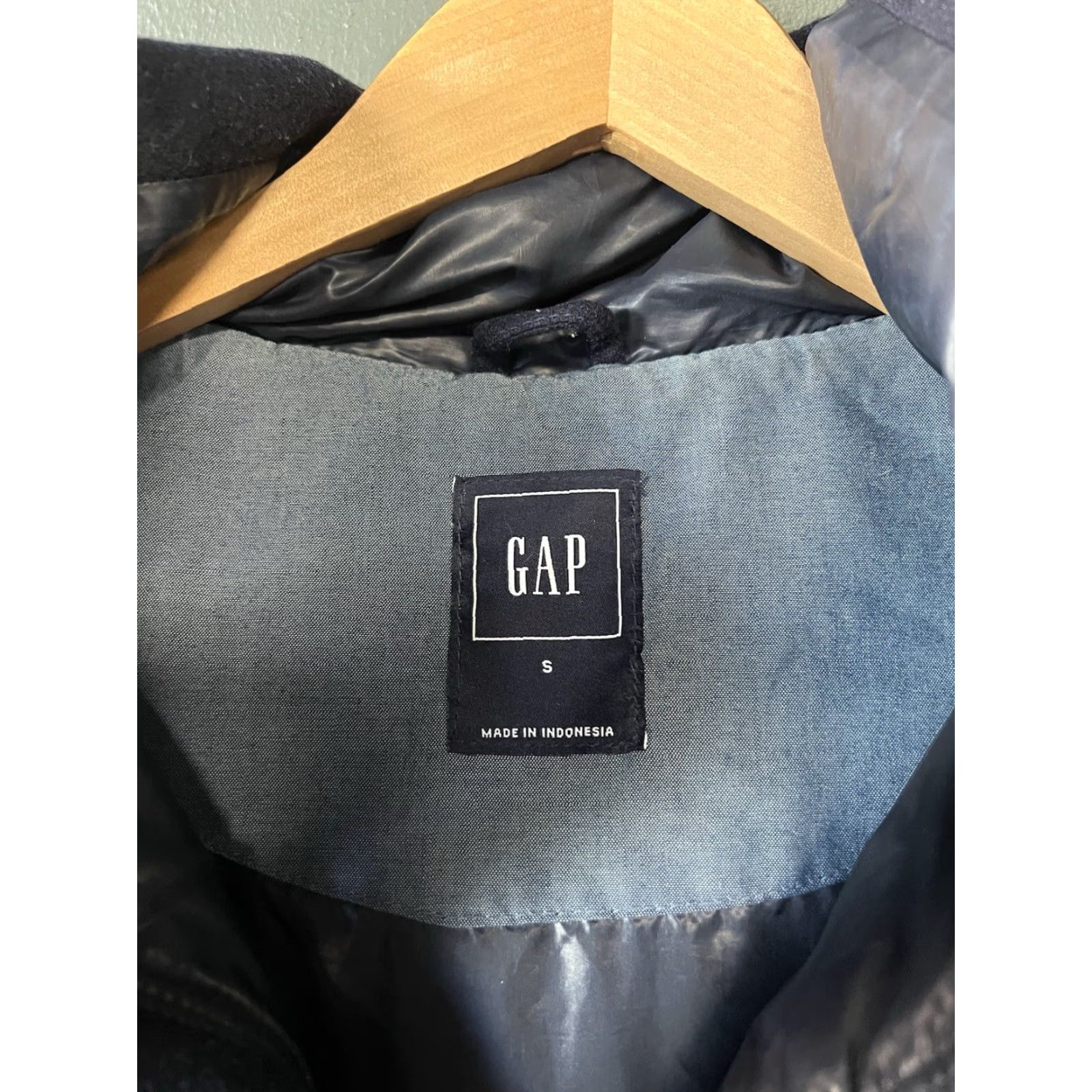 Gap Gap Vest Blue Sleeveless Puffer with Fur Lined Hood Full Zip Wool Wool-Blend Quilted Womens S Size S / US 4 / IT 40 - 3 Thumbnail