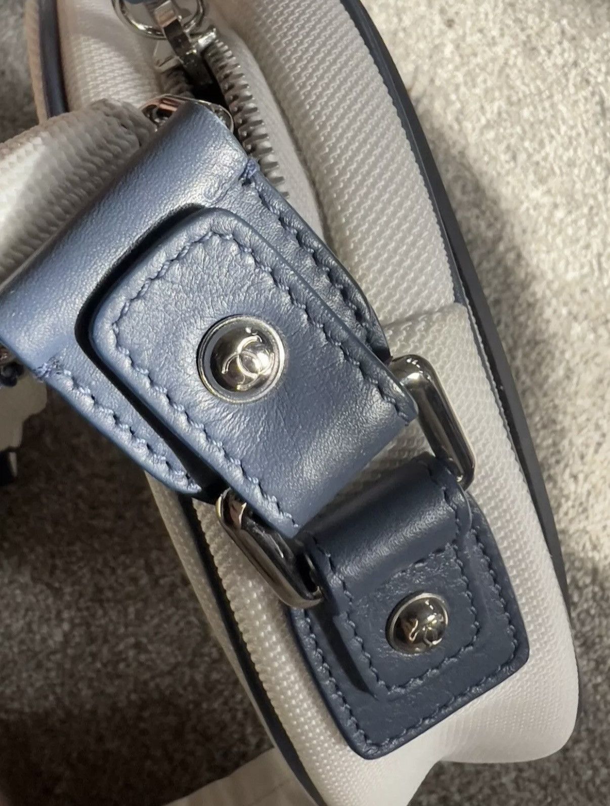 Chanel Chanel SS16 Airlines Round Canteen Crossbody Bag Size ONE SIZE - 9 Thumbnail