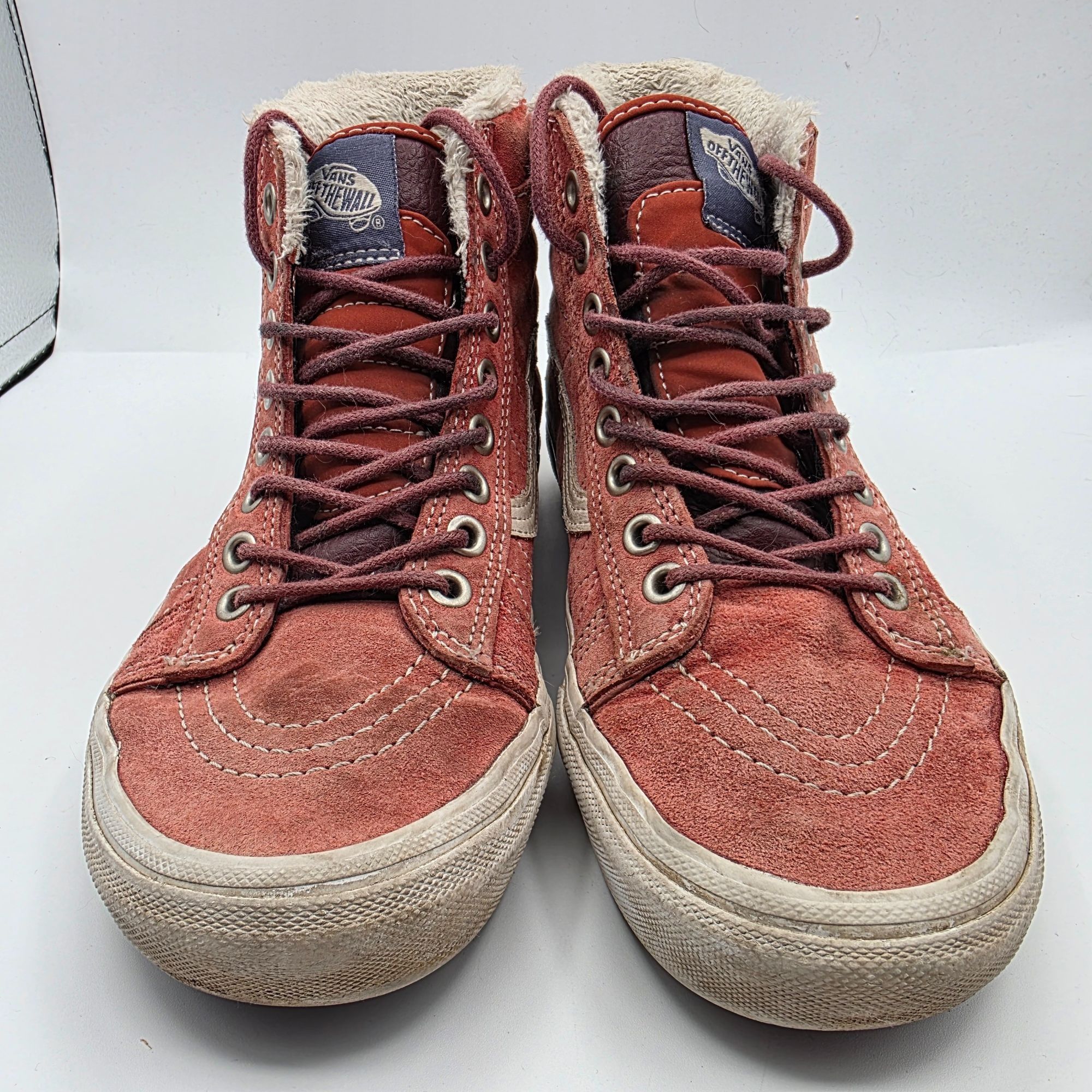 Vans Vans Sk8 Hi Top MTE Womens Size 7 Red Shoes Scotchgard Outdo Size US 7 / IT 37 - 2 Thumbnail