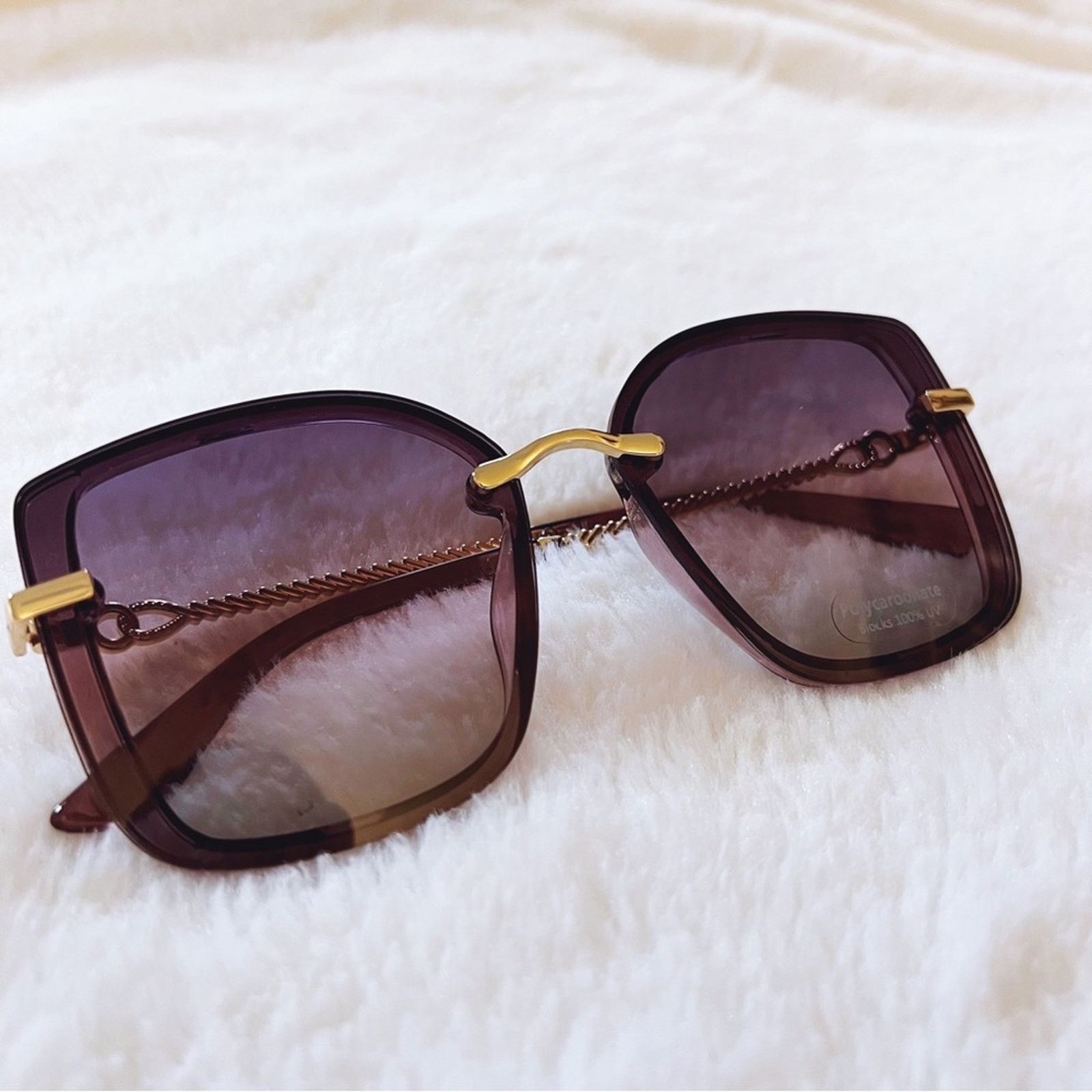 Other Gia Clear Dark Purple Chain Link Oversized Sunglasses Size ONE SIZE - 3 Thumbnail
