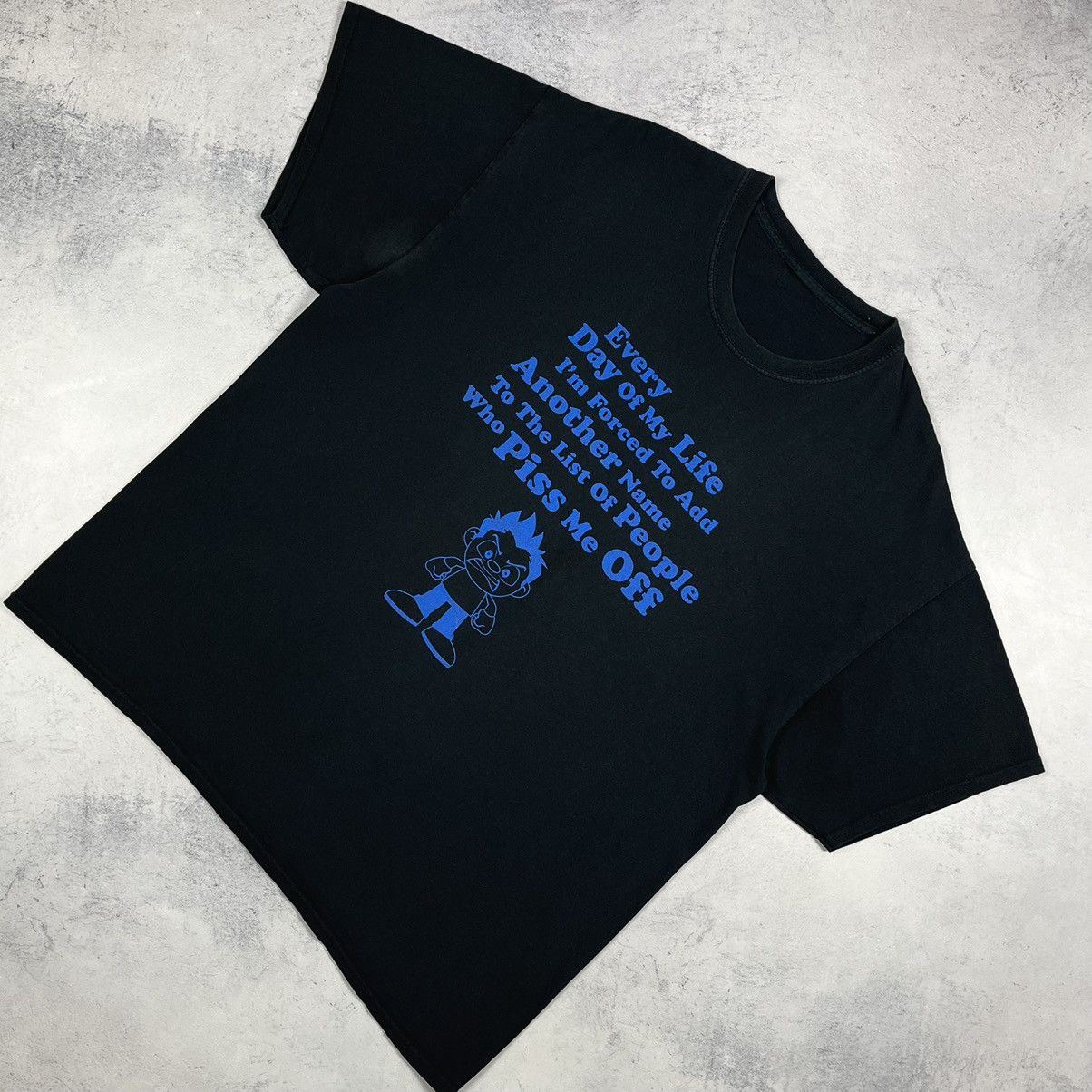 Cartoon Network Vintage Calvin and Hobbes “who piss me off” T shirt 90’s Size US XL / EU 56 / 4 - 1 Thumbnail
