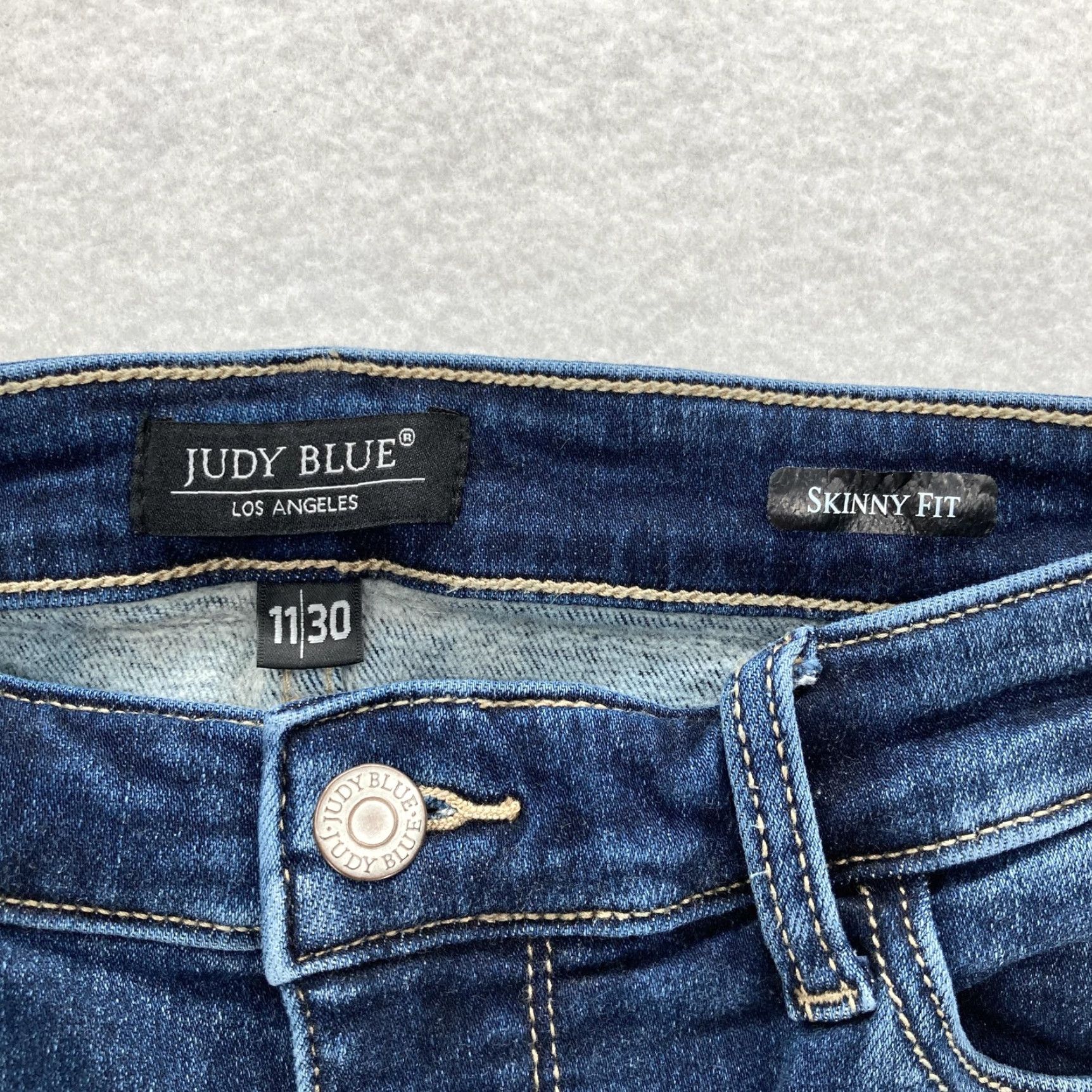 Denime Judy Blue Jeans Womens Skinny Dark Wash Stretch Denim 11/30 Preppy Slim Rise Mid 28in Inseam Size 30" / US 8 / IT 44 - 4 Thumbnail
