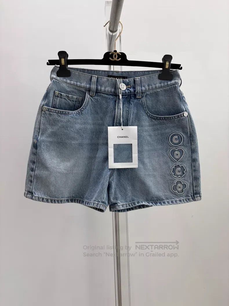 Chanel Chanel Beach series denim shorts Size 24" / US 00 / IT 34 - 1 Thumbnail
