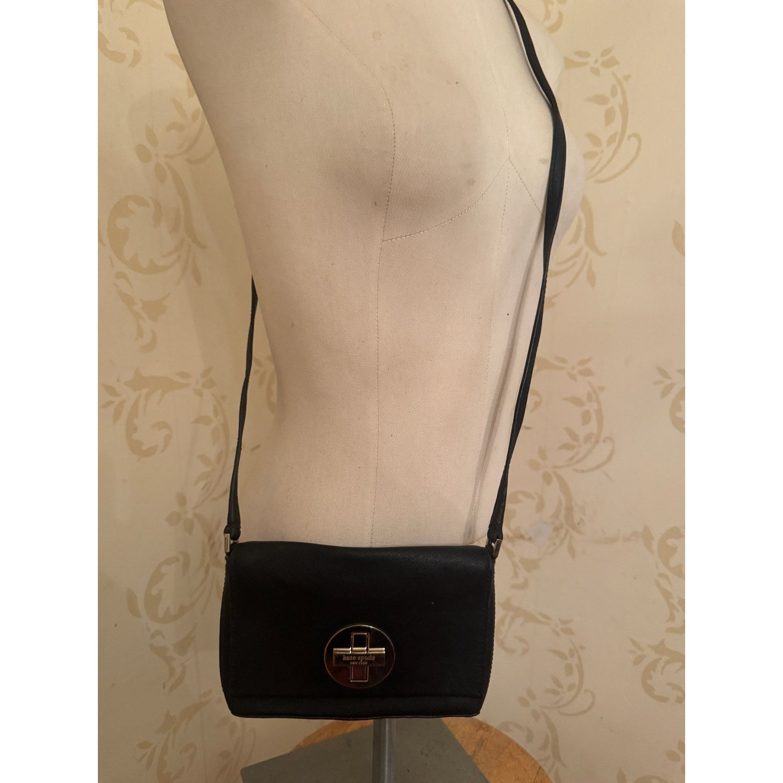 Kate Spade Kate Spade Black Leather Crosssboy Handbag Size ONE SIZE - 4 Thumbnail