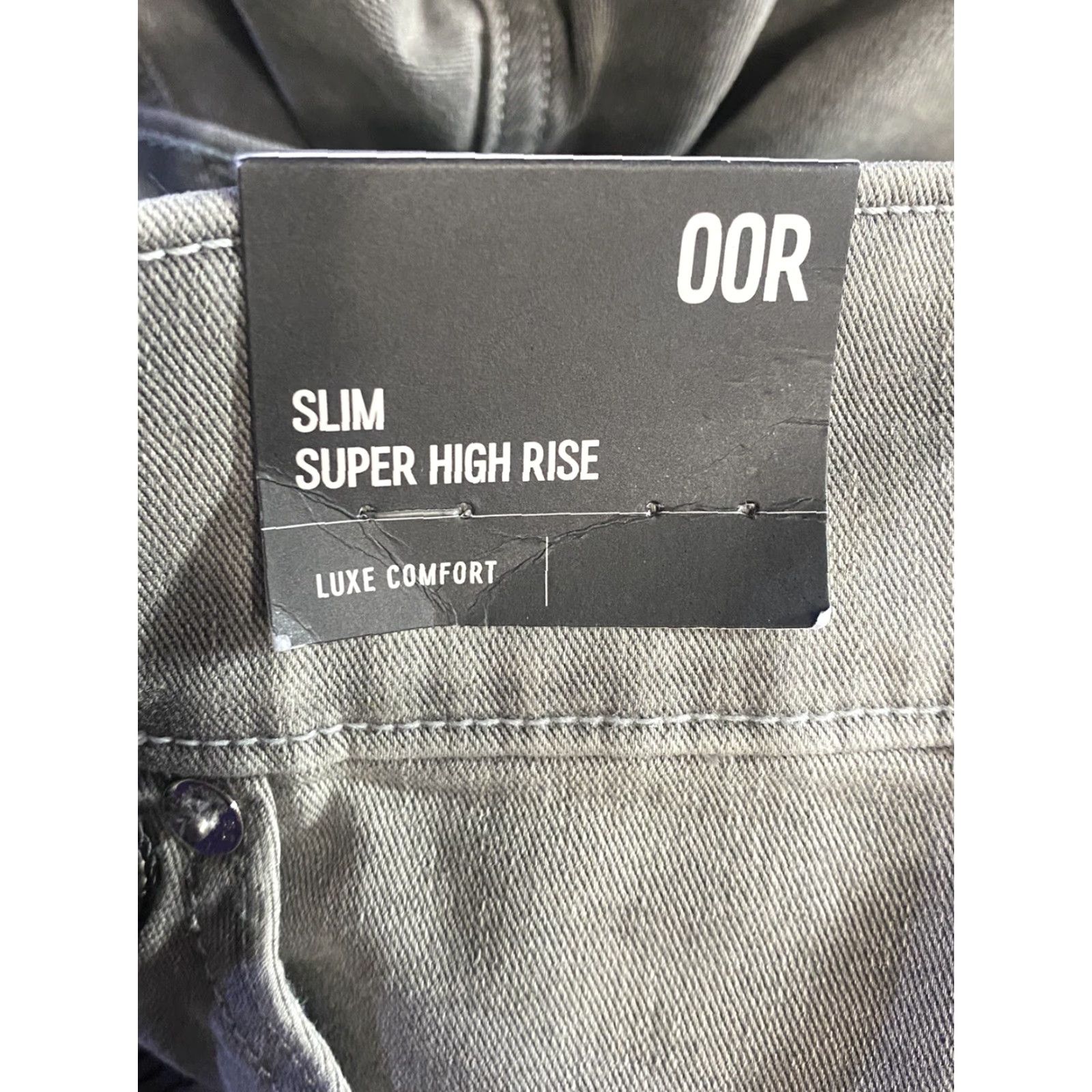 Express Express Jeans Slim Super High Rise Cropped Gray Stretch Raw Hem 00R Womens Jeans Size 40" / US 18 - 7 Thumbnail