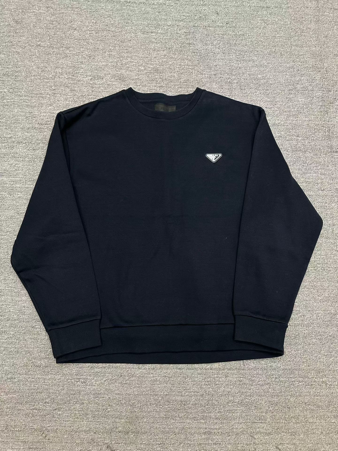 Prada Prada Hoodie xxl Men Size US XXL / EU 58 / 5 - 1 Thumbnail