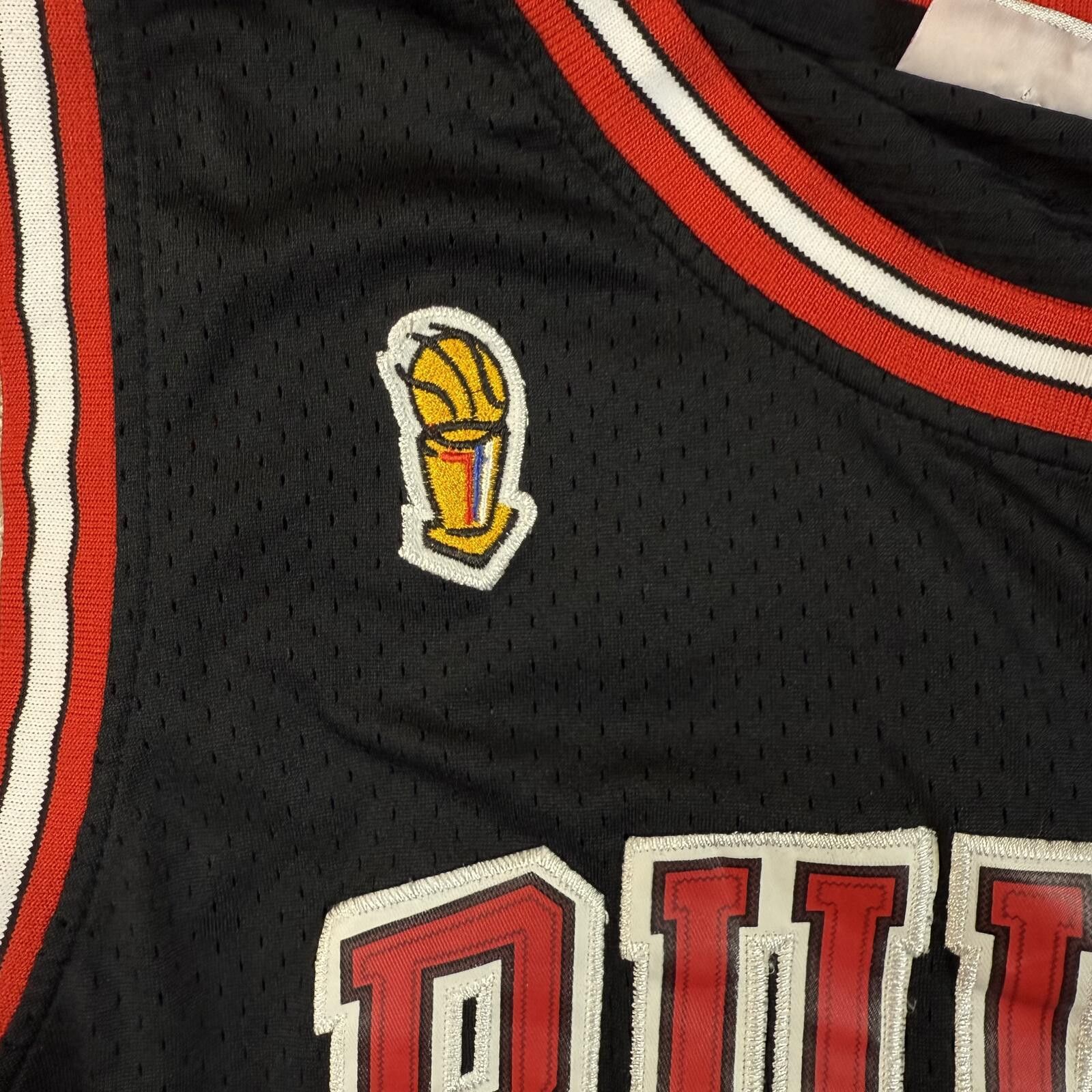 Mitchell & Ness Mitchell Ness Jordan Bulls Away Jersey XL 1995/96 Finals Size US XL / EU 56 / 4 - 9 Thumbnail
