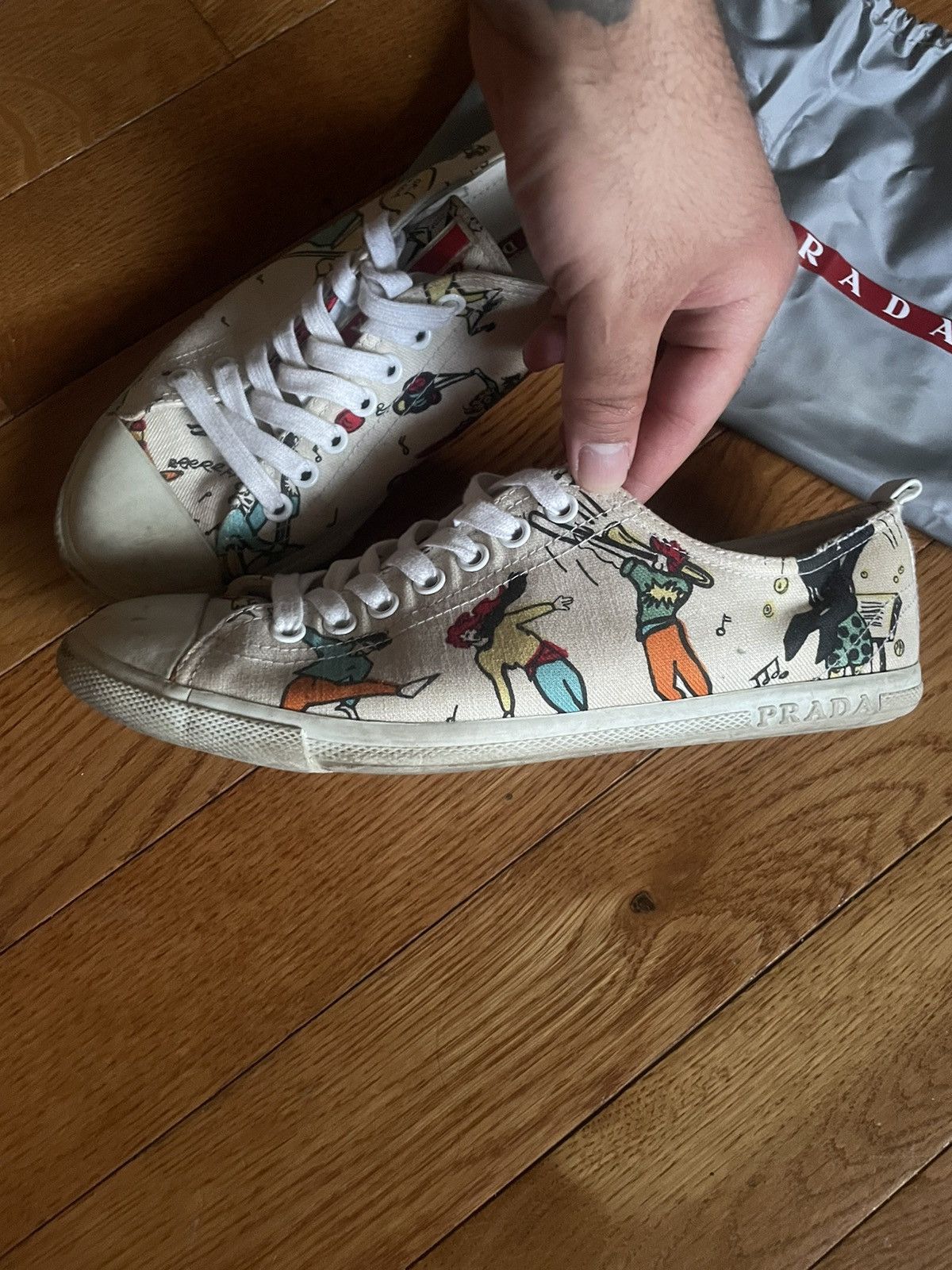 Prada MEN’S PRADA LOWTOP RUNWAY CHUCKS Size US 7 / EU 40 - 4 Thumbnail