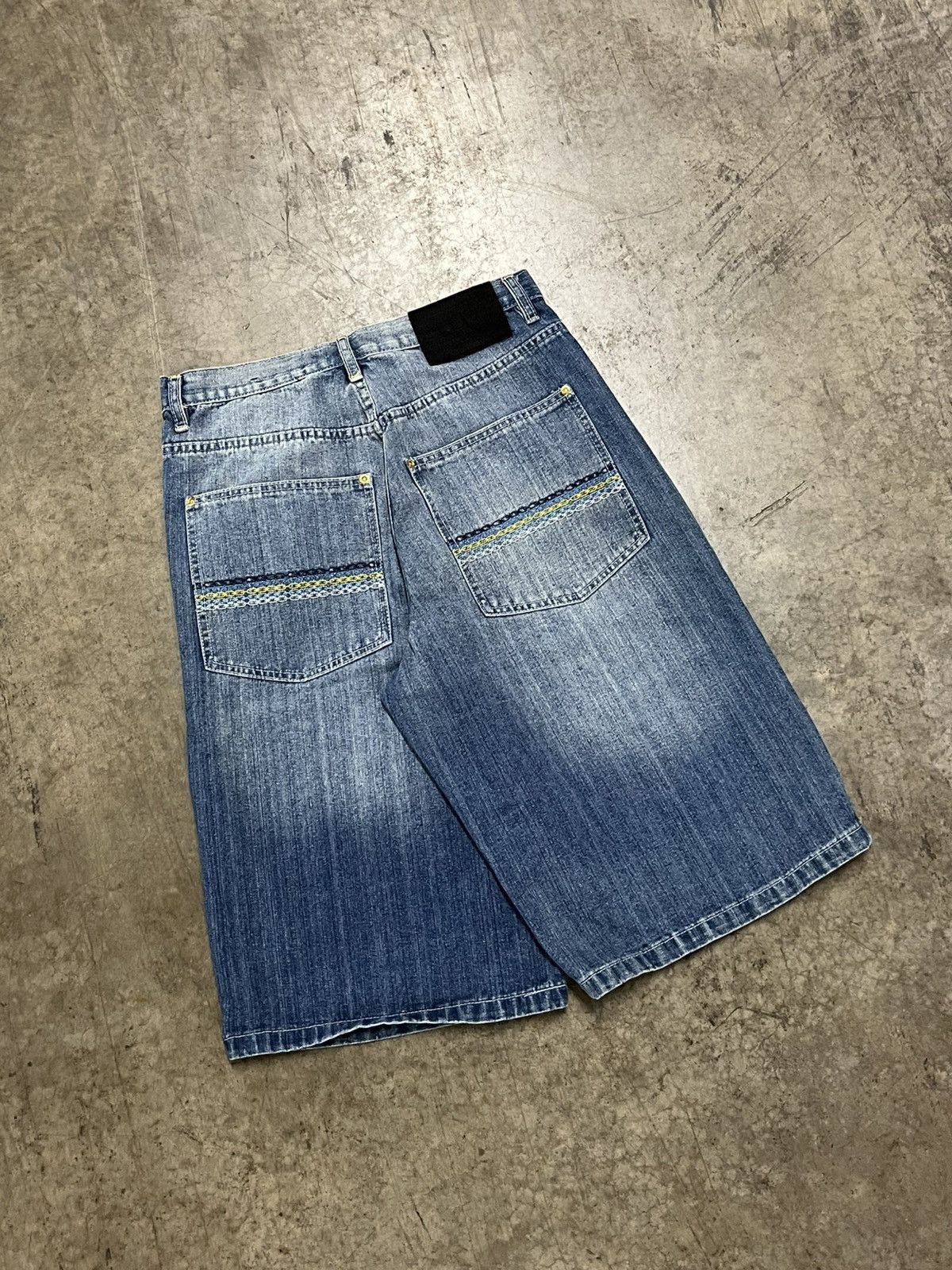 Southpole × Vintage Southpole baggy fit jorts skater streetwear hype rare y2k Size US 30 / EU 46 - 2 Thumbnail
