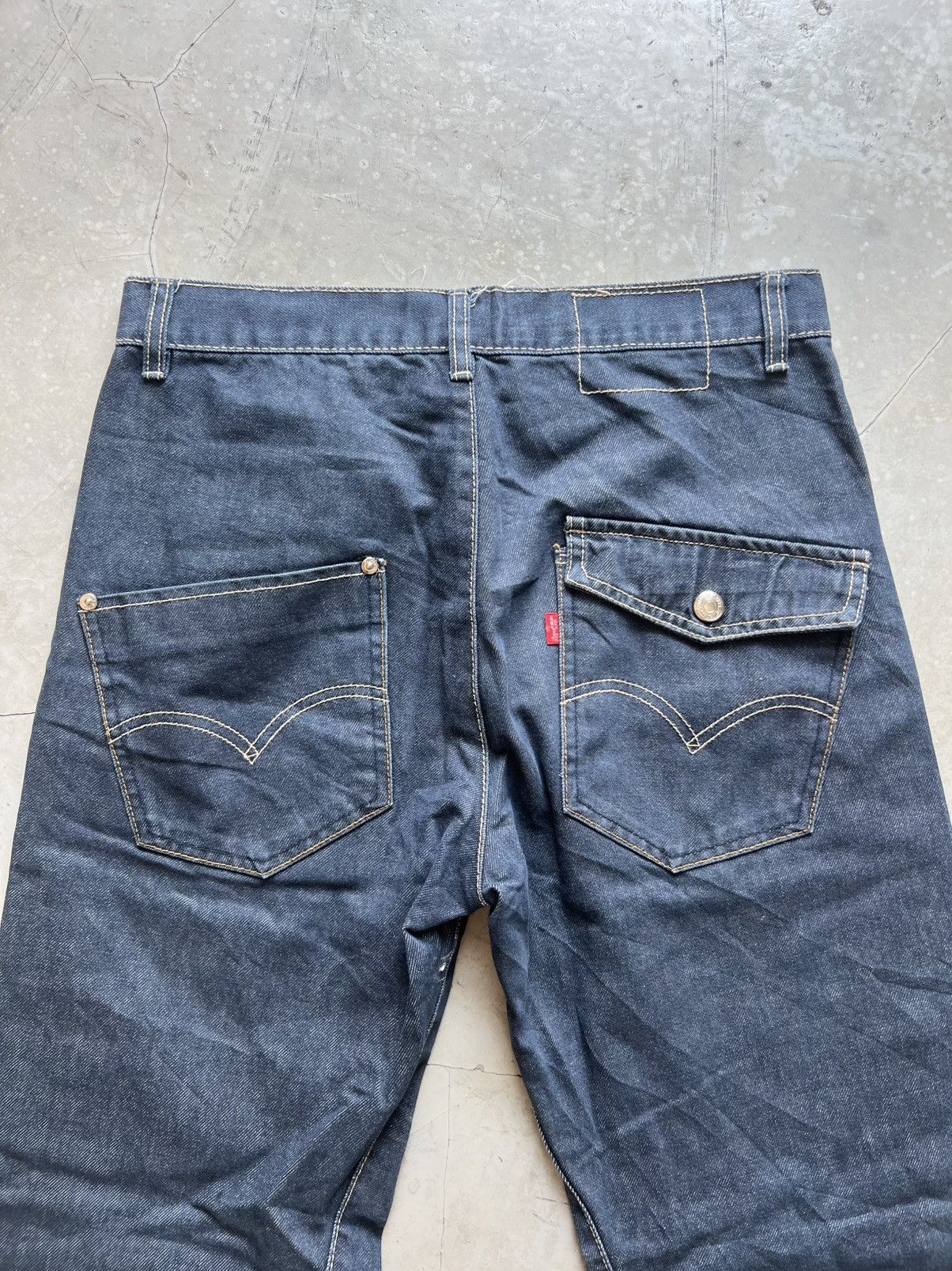 Levi's Vintage Levis Engineered Twisted Jeans Tag W30 Actual 31x29 Size US 34 / EU 50 - 1 Thumbnail