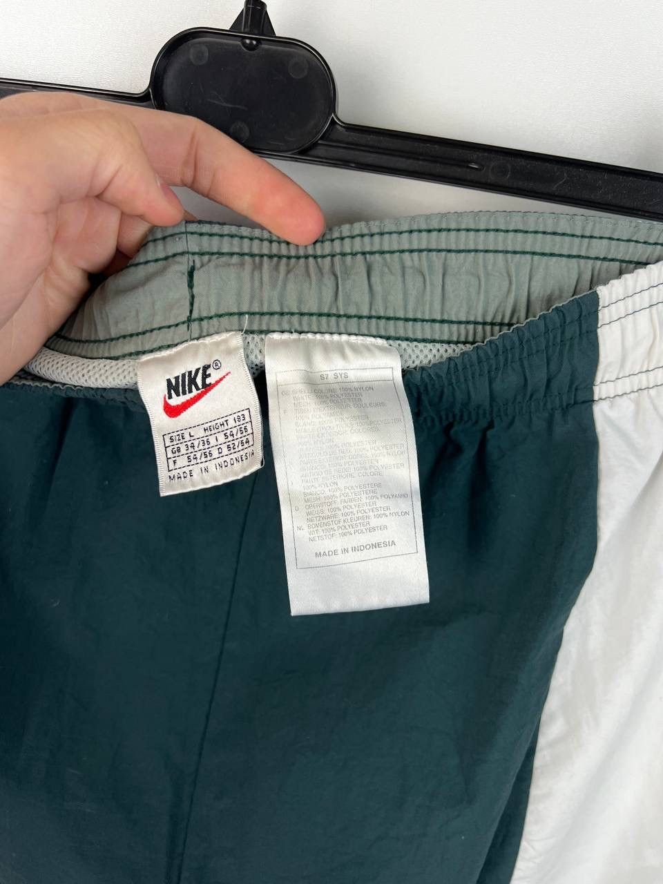 Vintage Nike 90s streetwear vintage shorts size L/34 Size US 34 / EU 50 - 5 Thumbnail