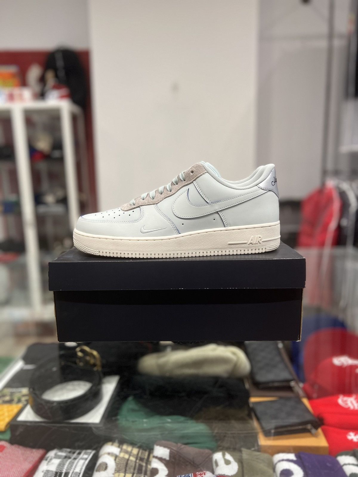 Nike Nike Air Force 1 Low Devin Booker Size: 13 Size US 13 / EU 46 - 2 Thumbnail
