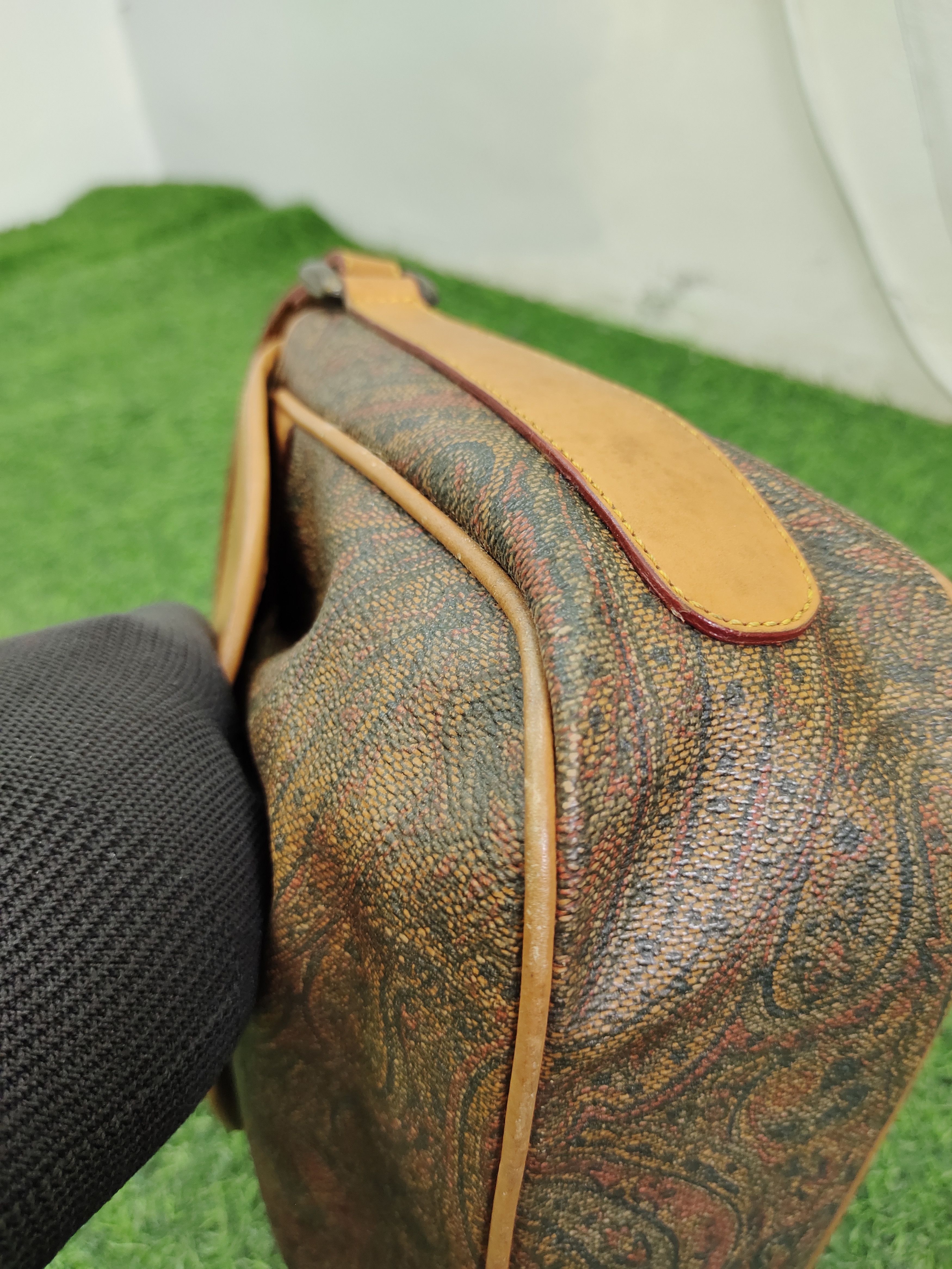 Leather Vintage 80s Linea Gani Floral Japan Patina Crossbody Bag Size ONE SIZE - 7 Thumbnail