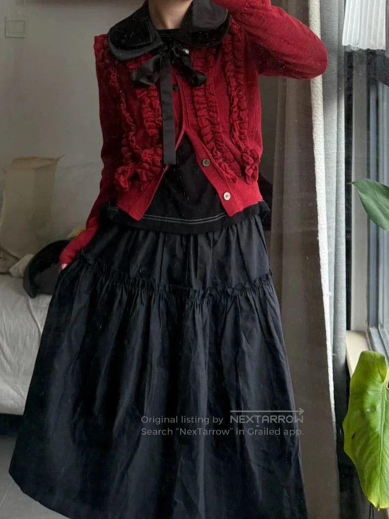 Comme des Garcons Comme des Garçons Black Pleated Skirt . Size 26" / US 2 / IT 38 - 1 Thumbnail