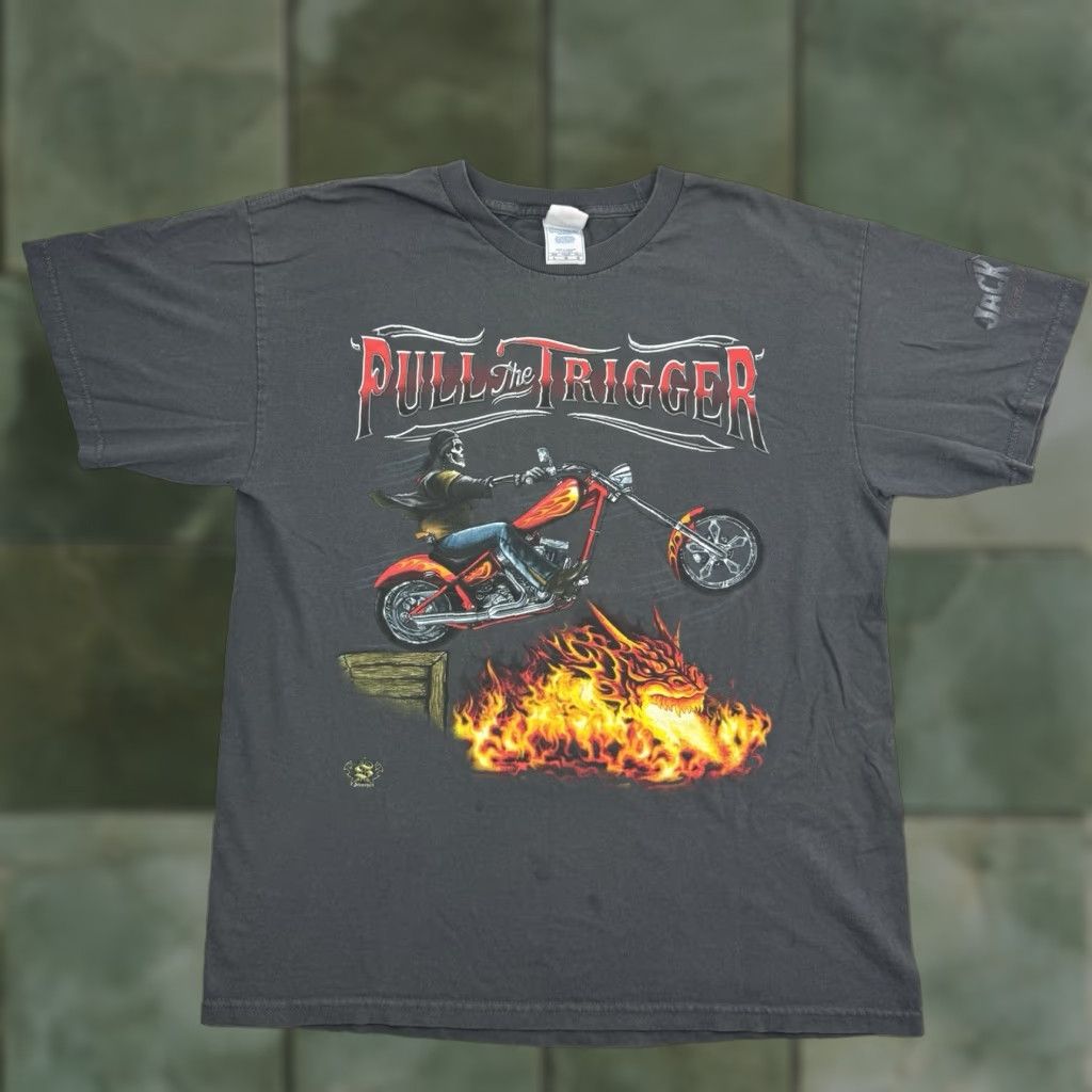 Vintage VINTAGE Biker T Shirt Men Gray Large Skeleton Dragon Flames Cops Trouble Tennessee River Graphic Print 90s Theme Mens Size US L / EU 52-54 / 3 - 1 Thumbnail