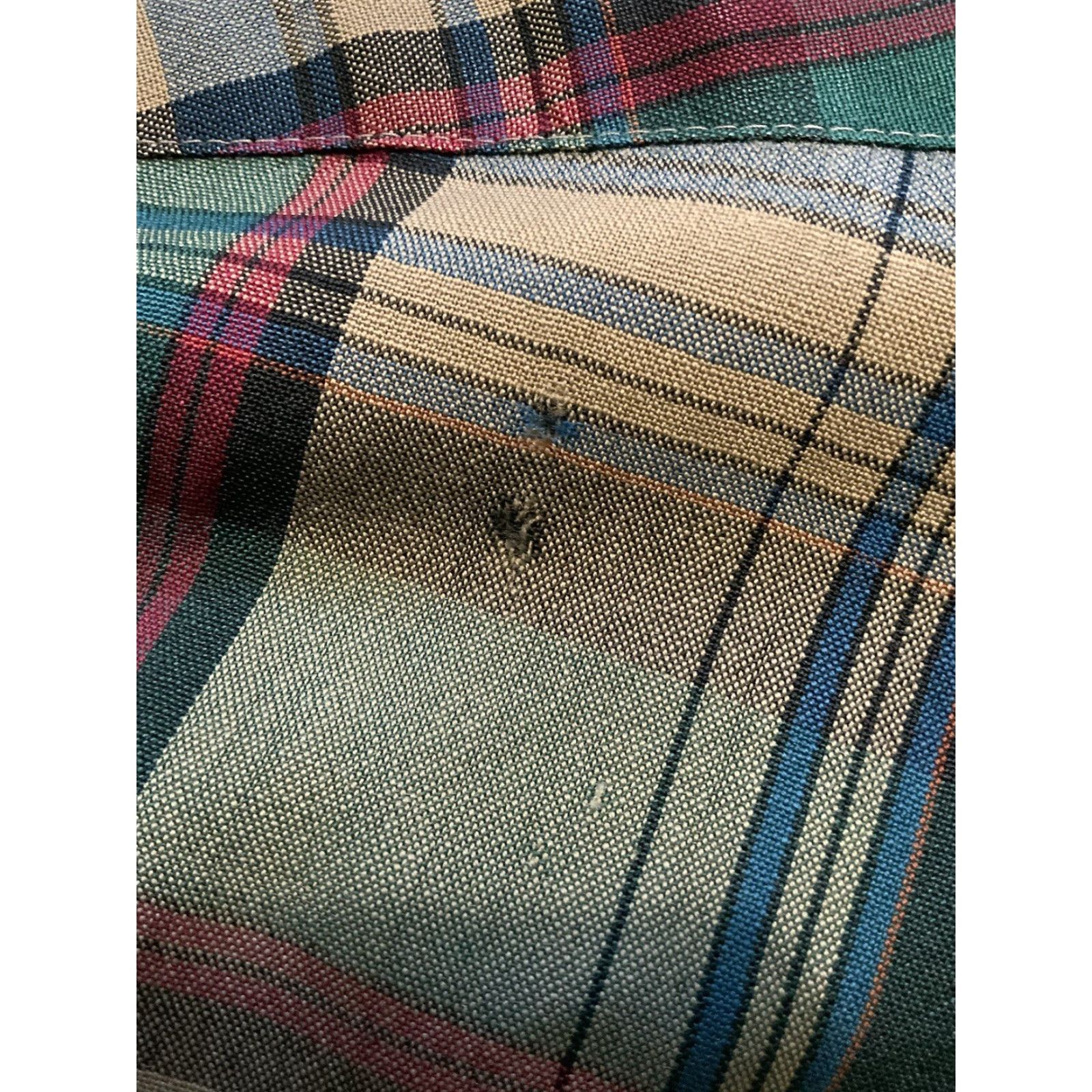 Pendleton Sir Pendleton Worsted Pure Virgin Wool Check Plaid L/S Button Front Shirt Sz. M Mens Wool Shirt Multicolor Plaid 50 Inch Chest 29 Inch Length Size US M / EU 48-50 / 2 - 7 Thumbnail
